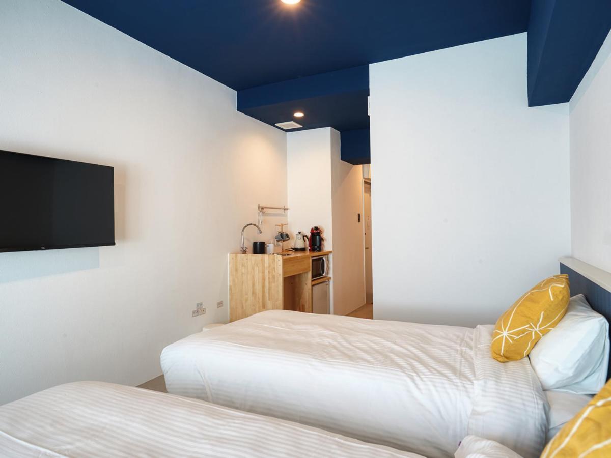 Standard Twin Room - Photo 14