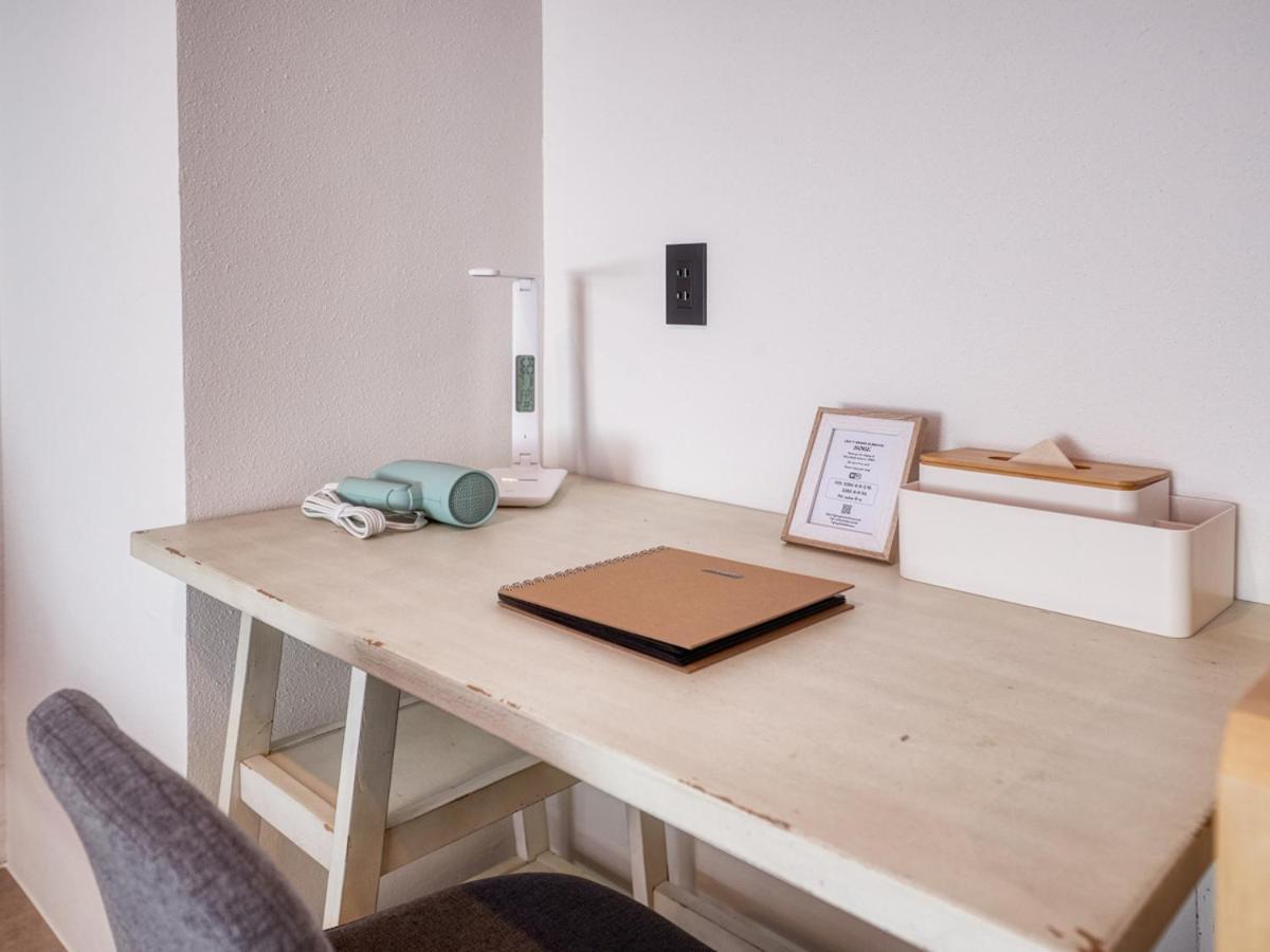 Standard Triple Room - Photo 11