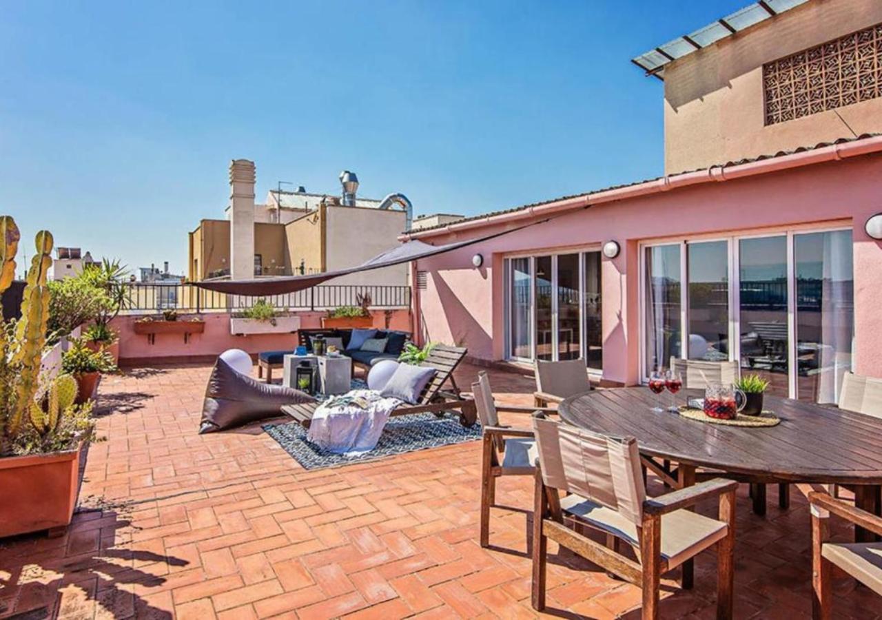 Apartment with Terrace photo 2