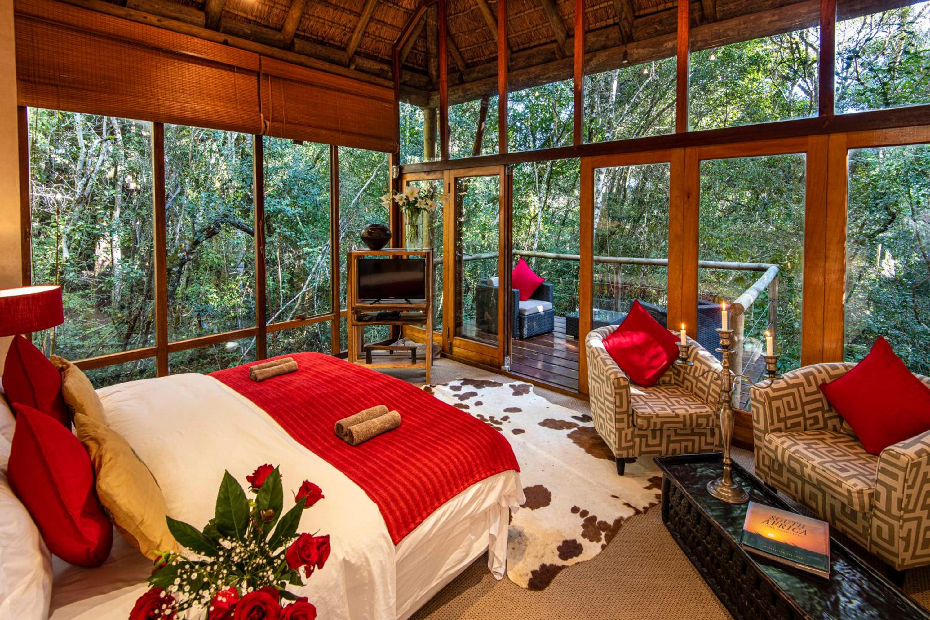 Deluxe Double Room with Balcony - Photo 1