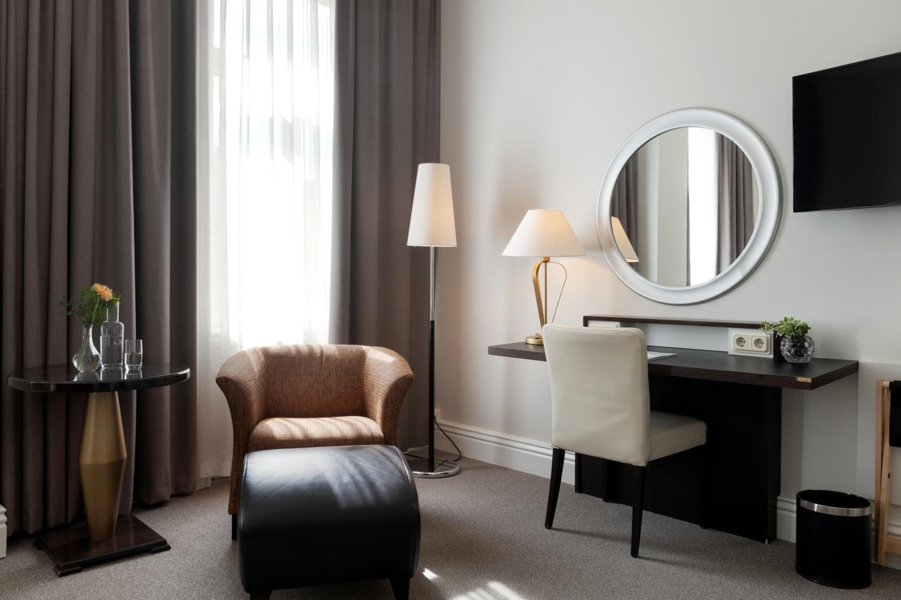 Superior Double Room - Photo 1
