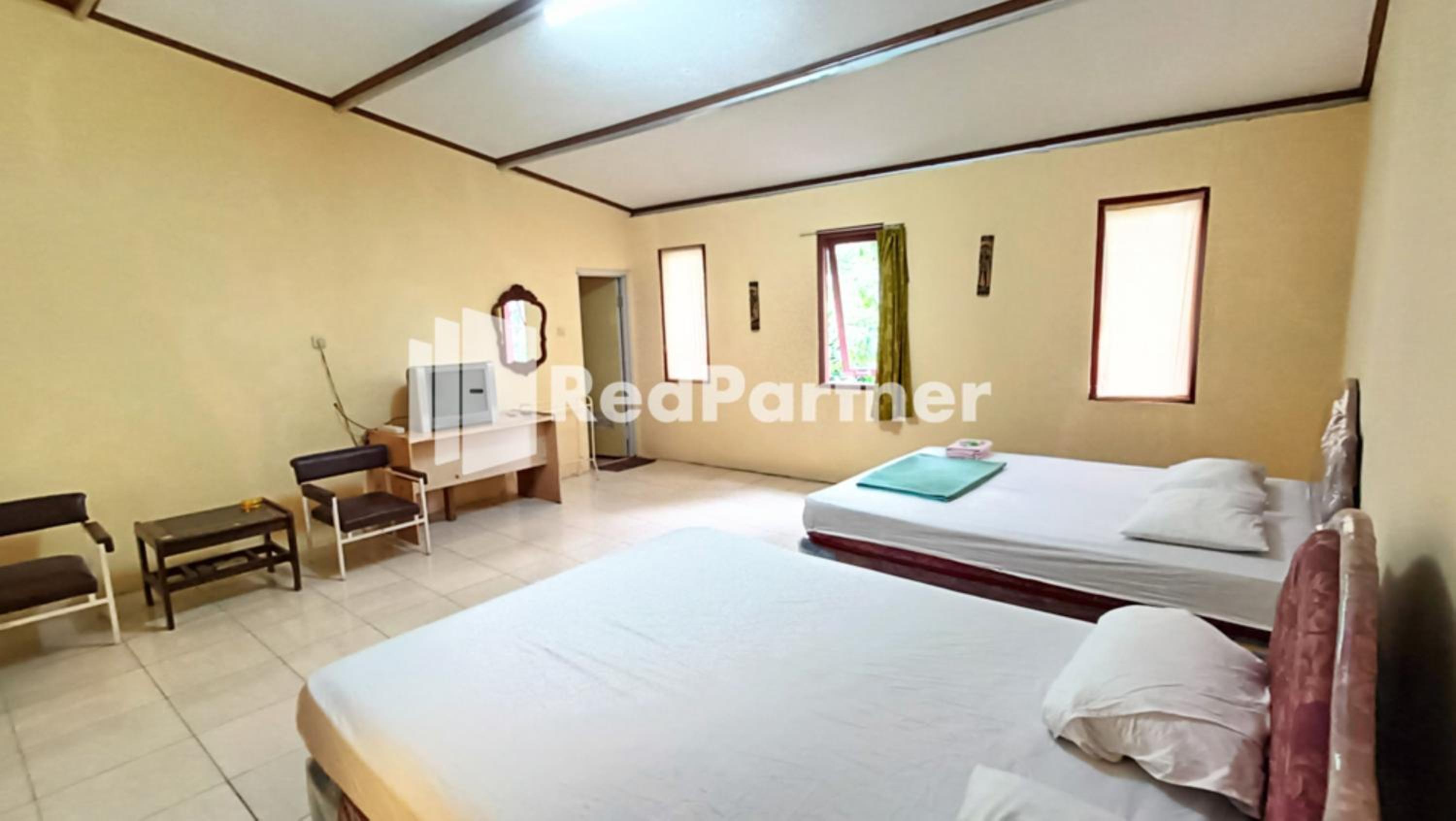 Family Room - Photo 1