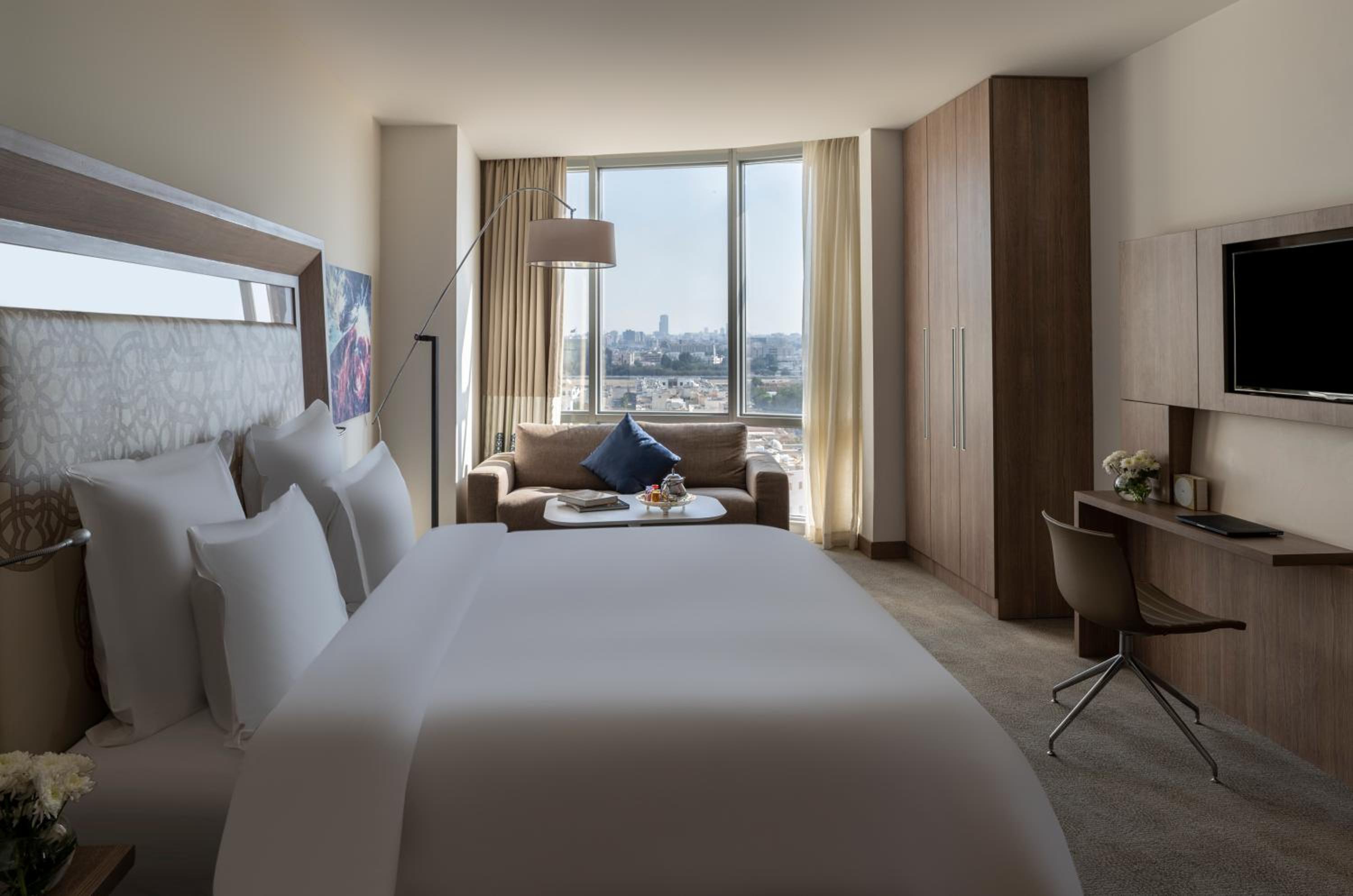 Superior Double Room with Sofa Bed - Photo 5