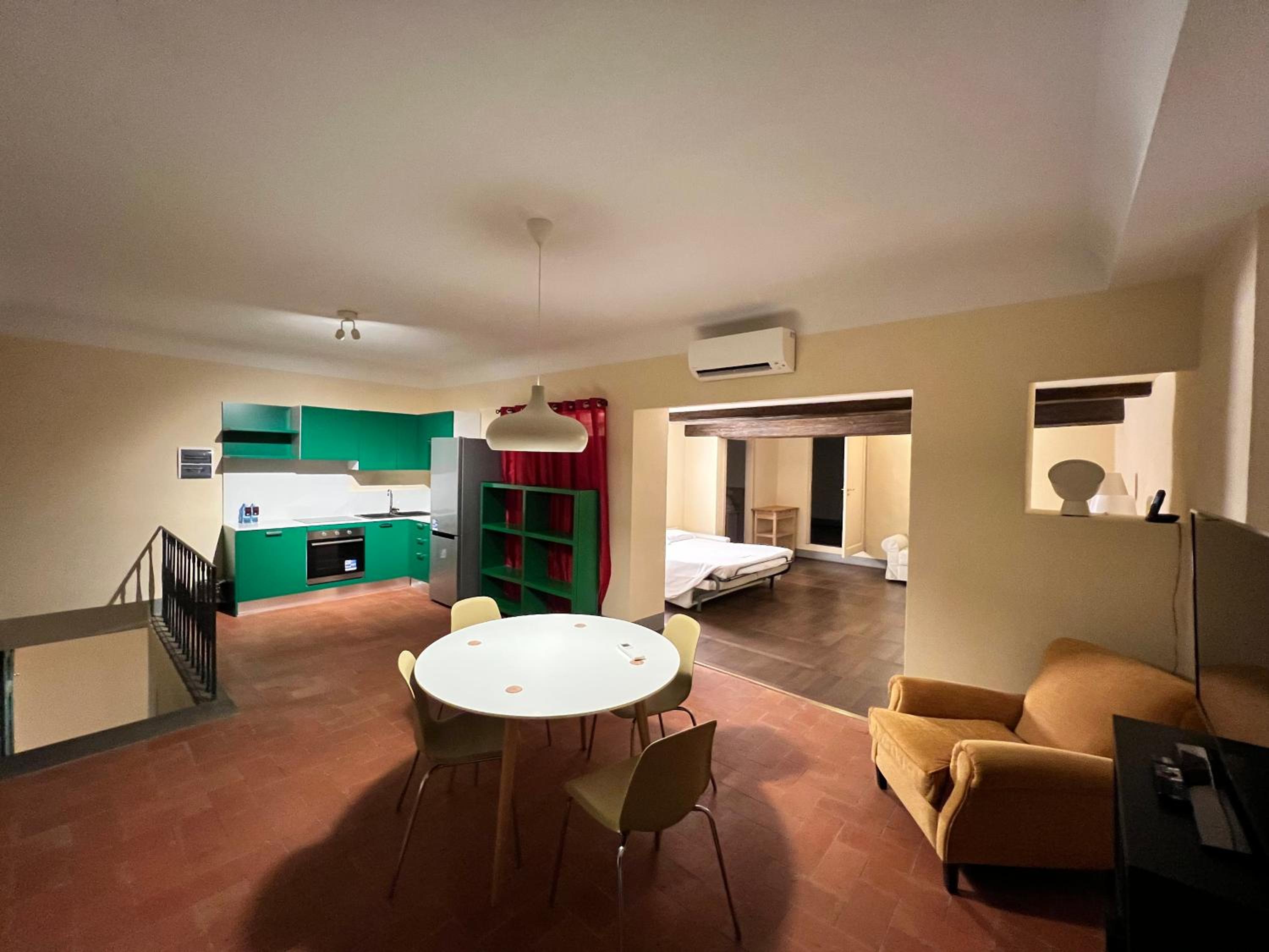 Standard Family Room photo 1