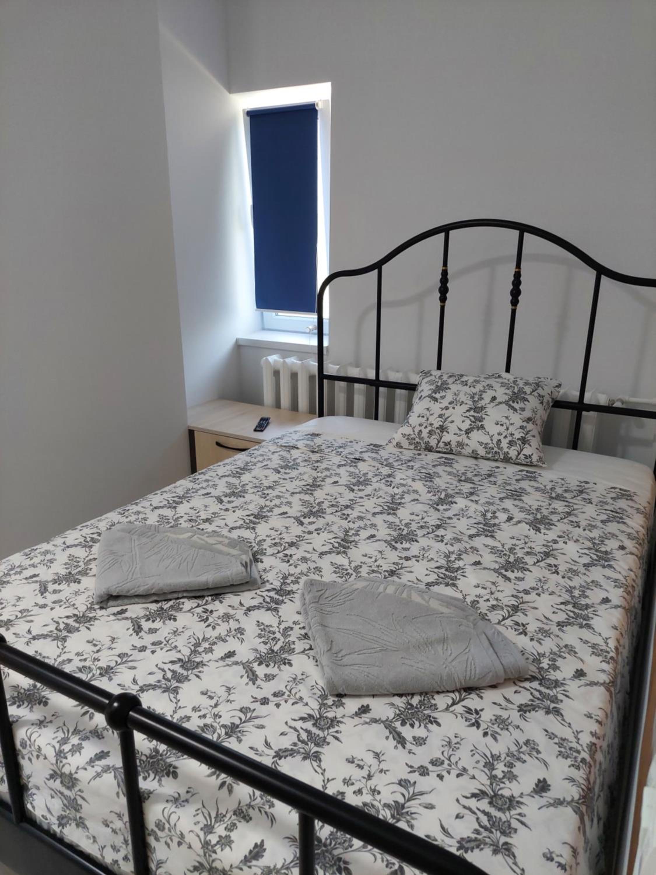 Double Room - Photo 5