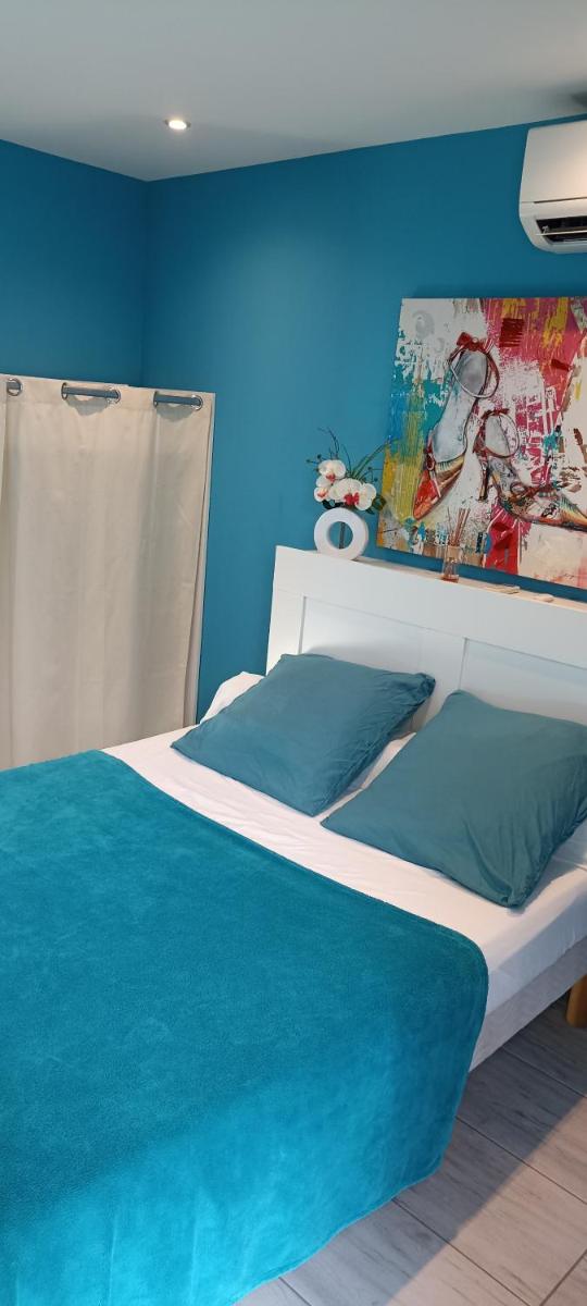 Double Room with Terrace - Photo 3