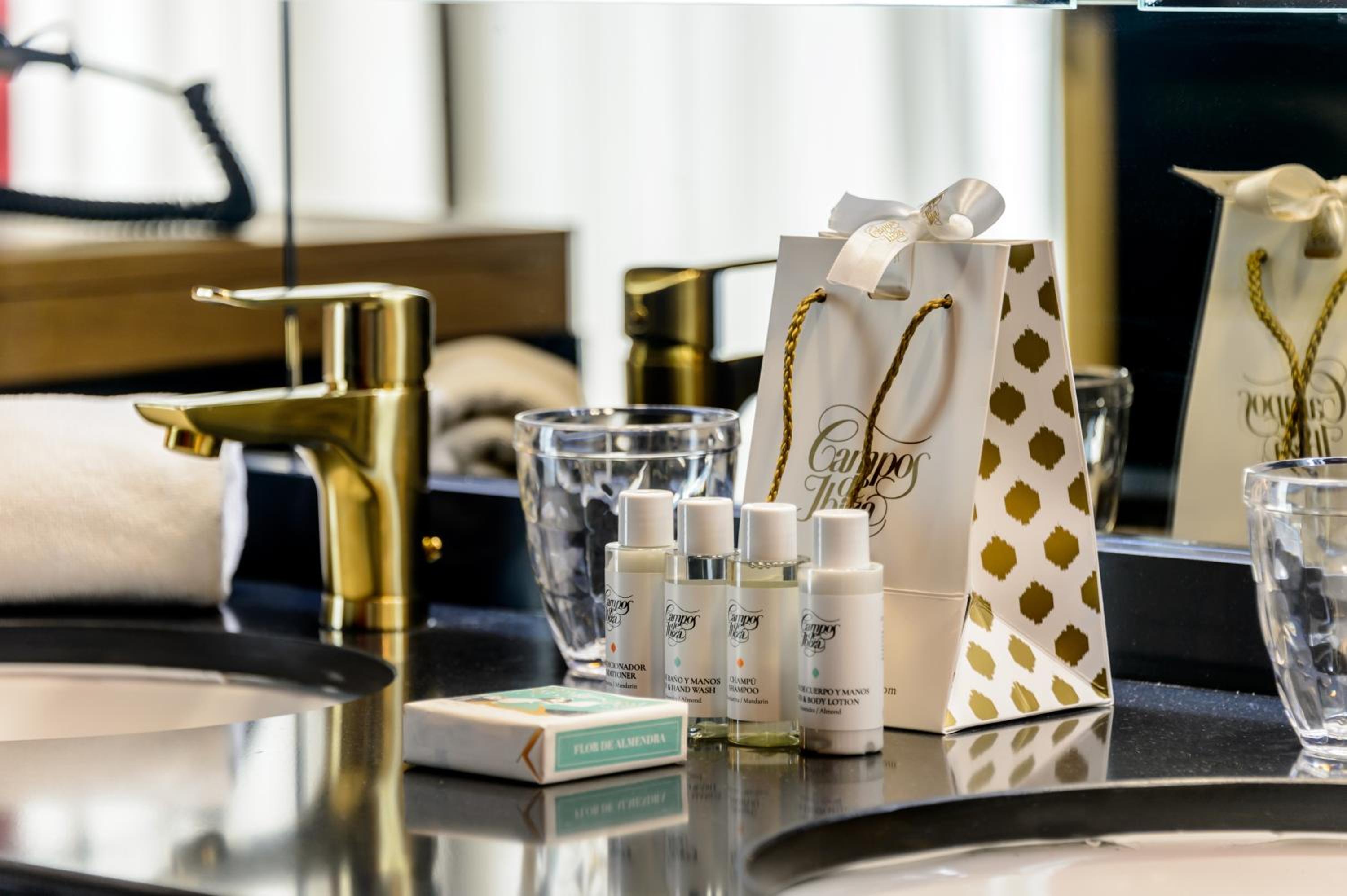 Indulge in luxury with our premium bathroom amenities.