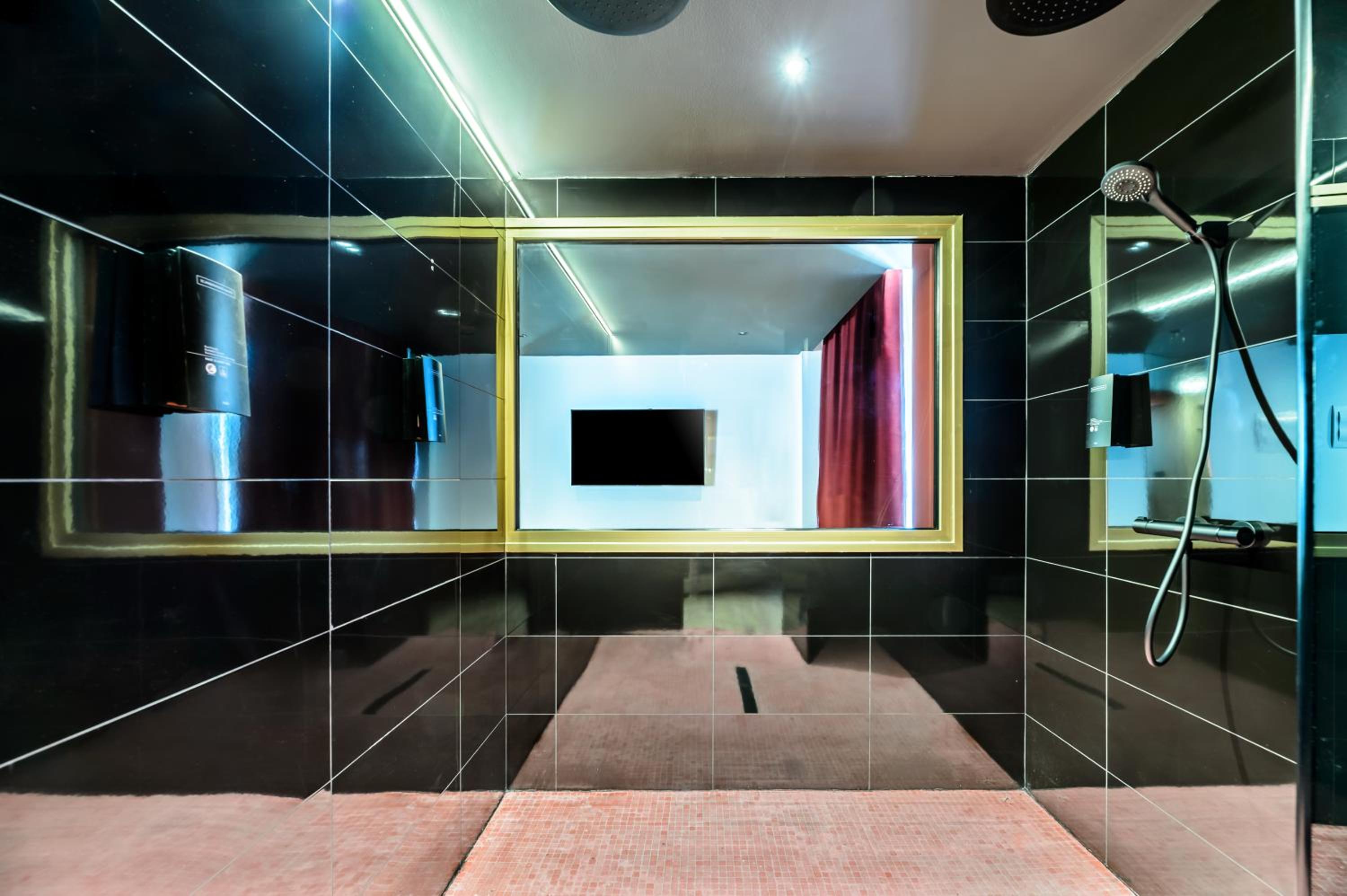Experience luxury in this stunning, modern bathroom retreat!