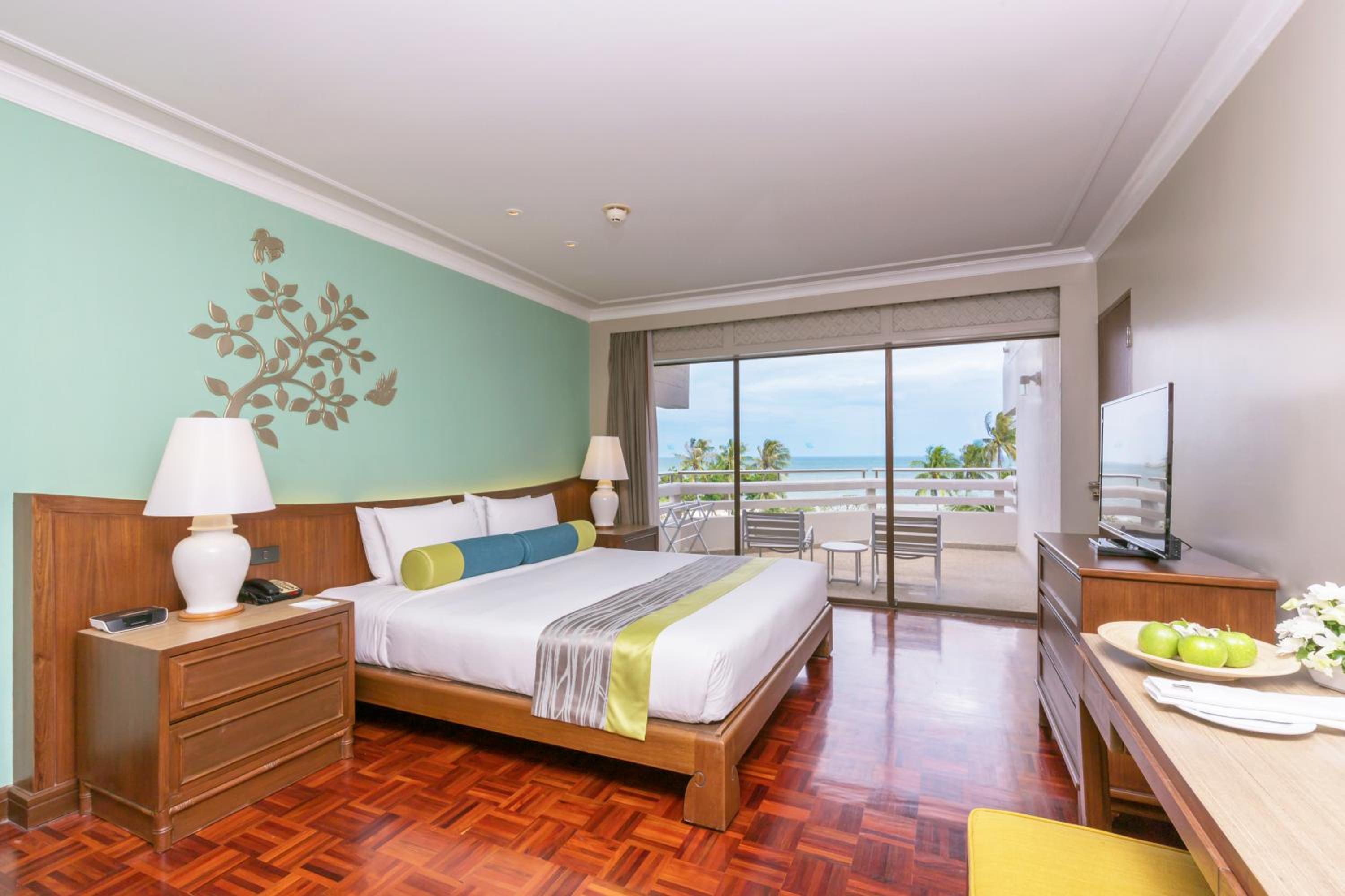 Deluxe Family Room - Photo 6