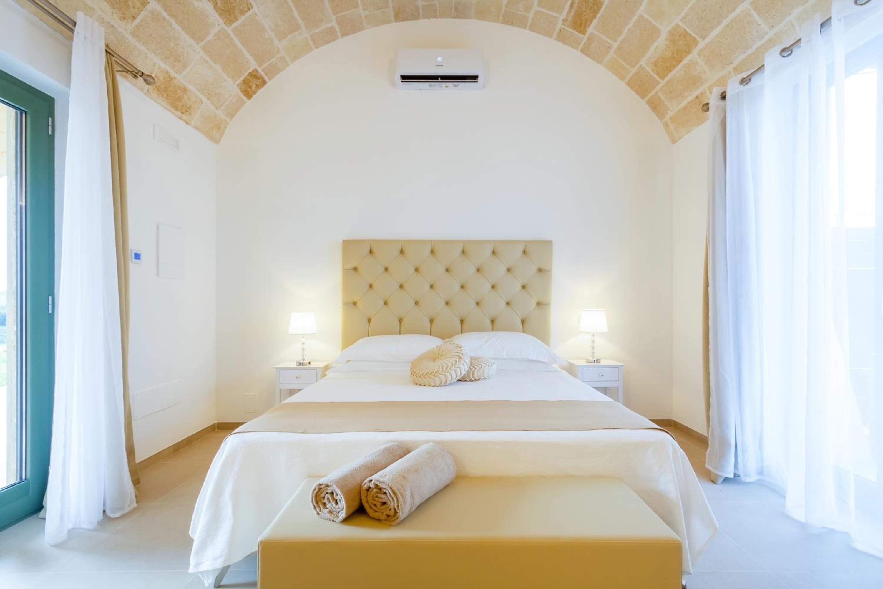 Deluxe Double or Twin Room with Garden View