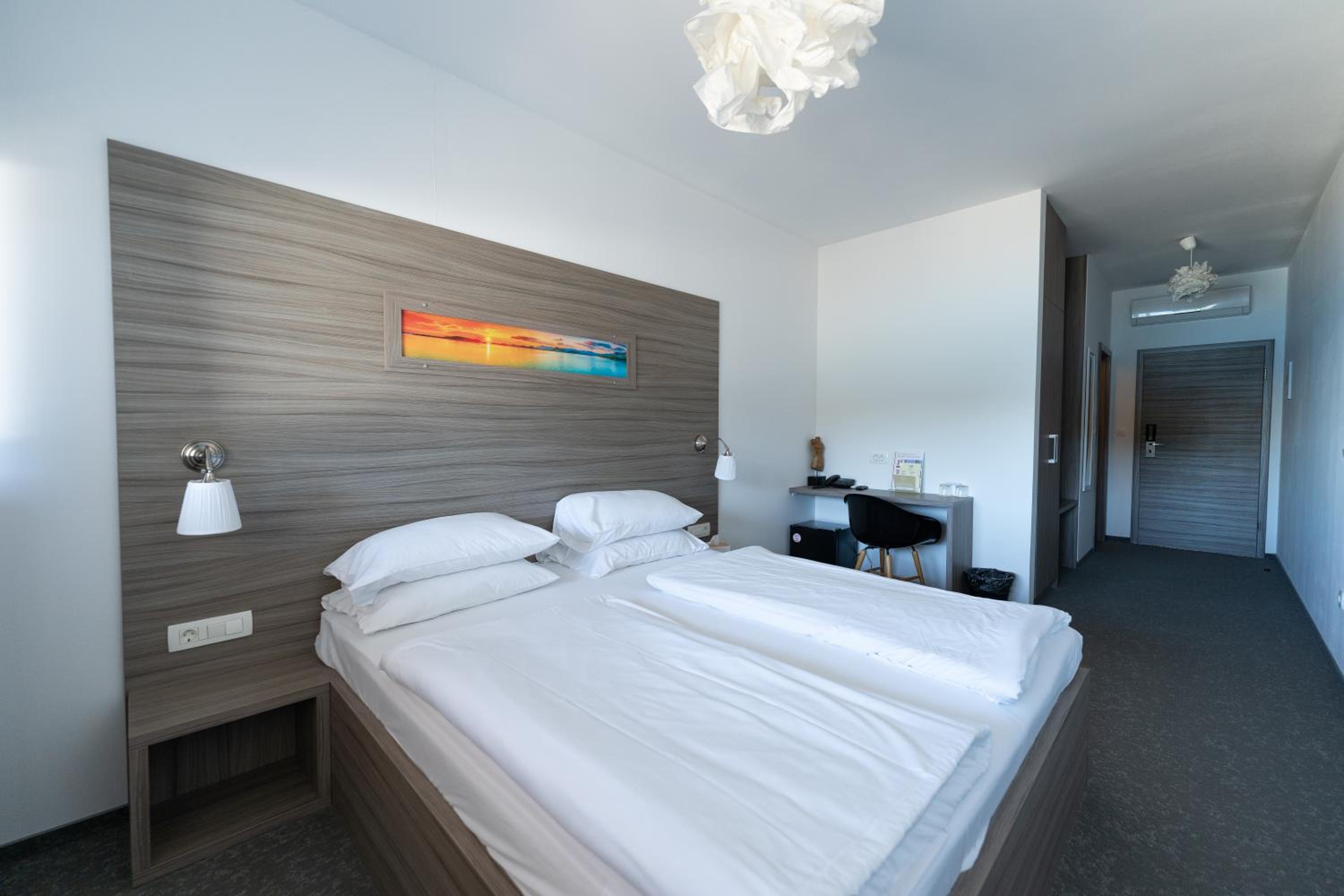 Superior Double Room - Photo 7