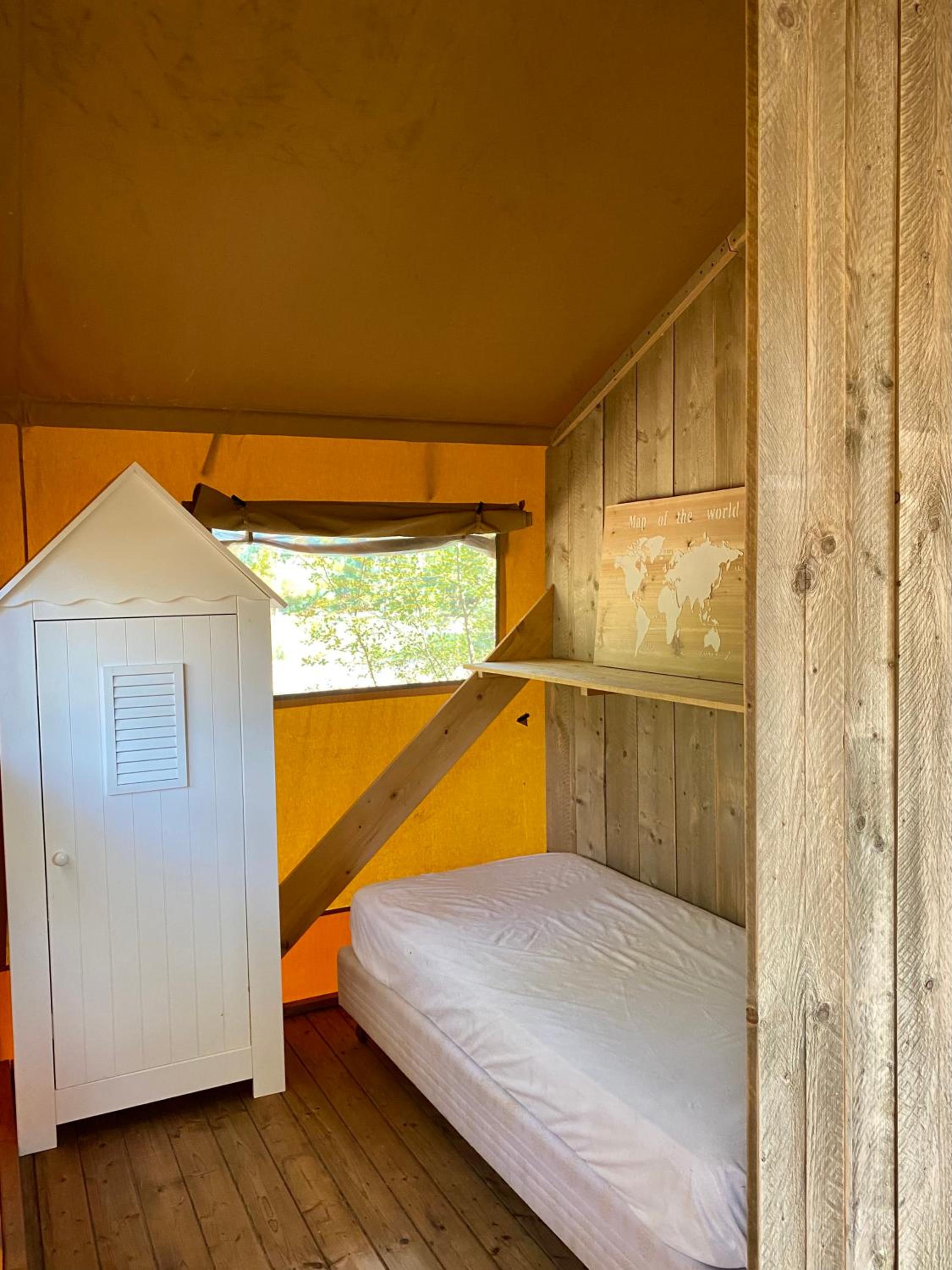 Tent - Photo 21