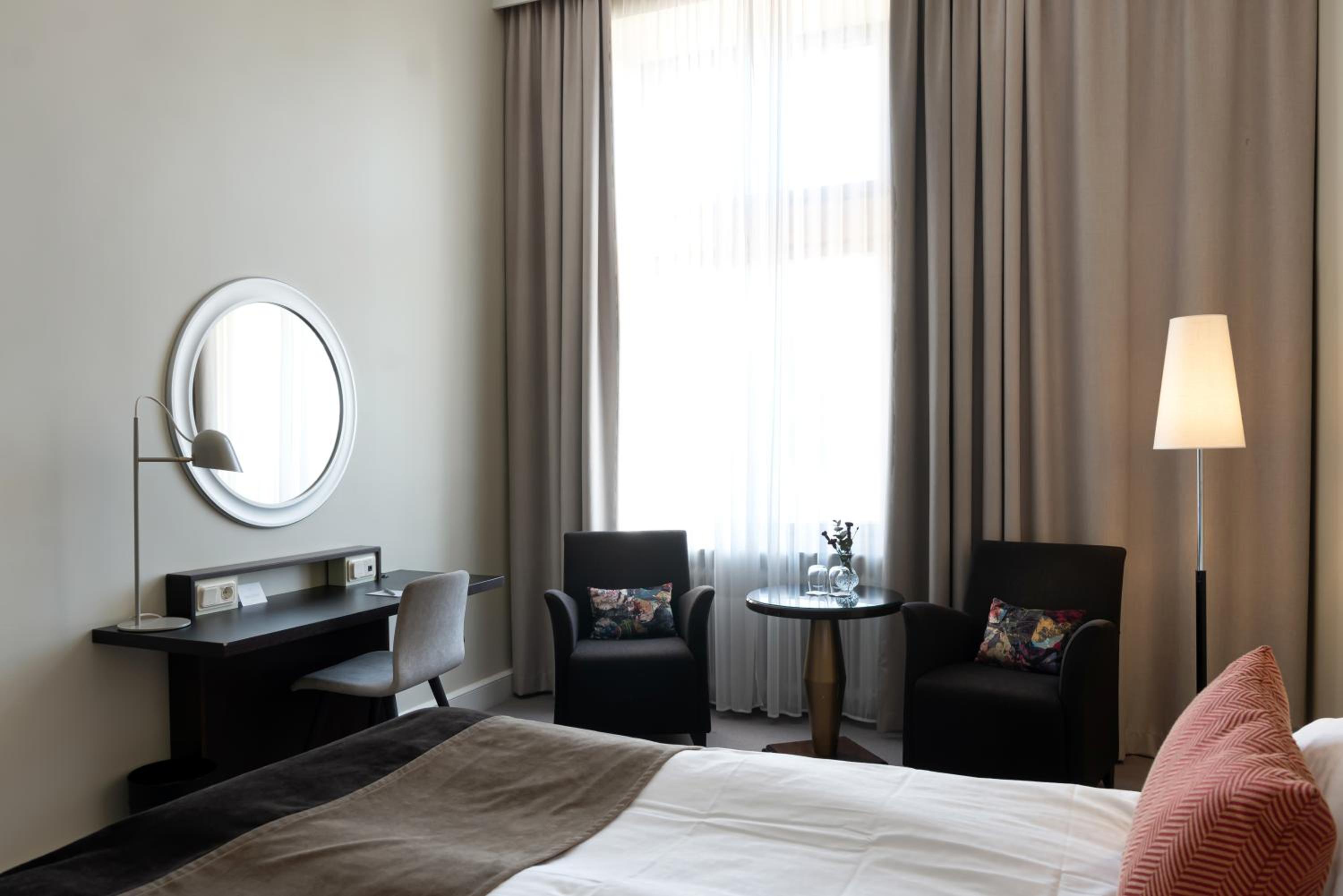 Superior Double or Twin Room - Photo 2