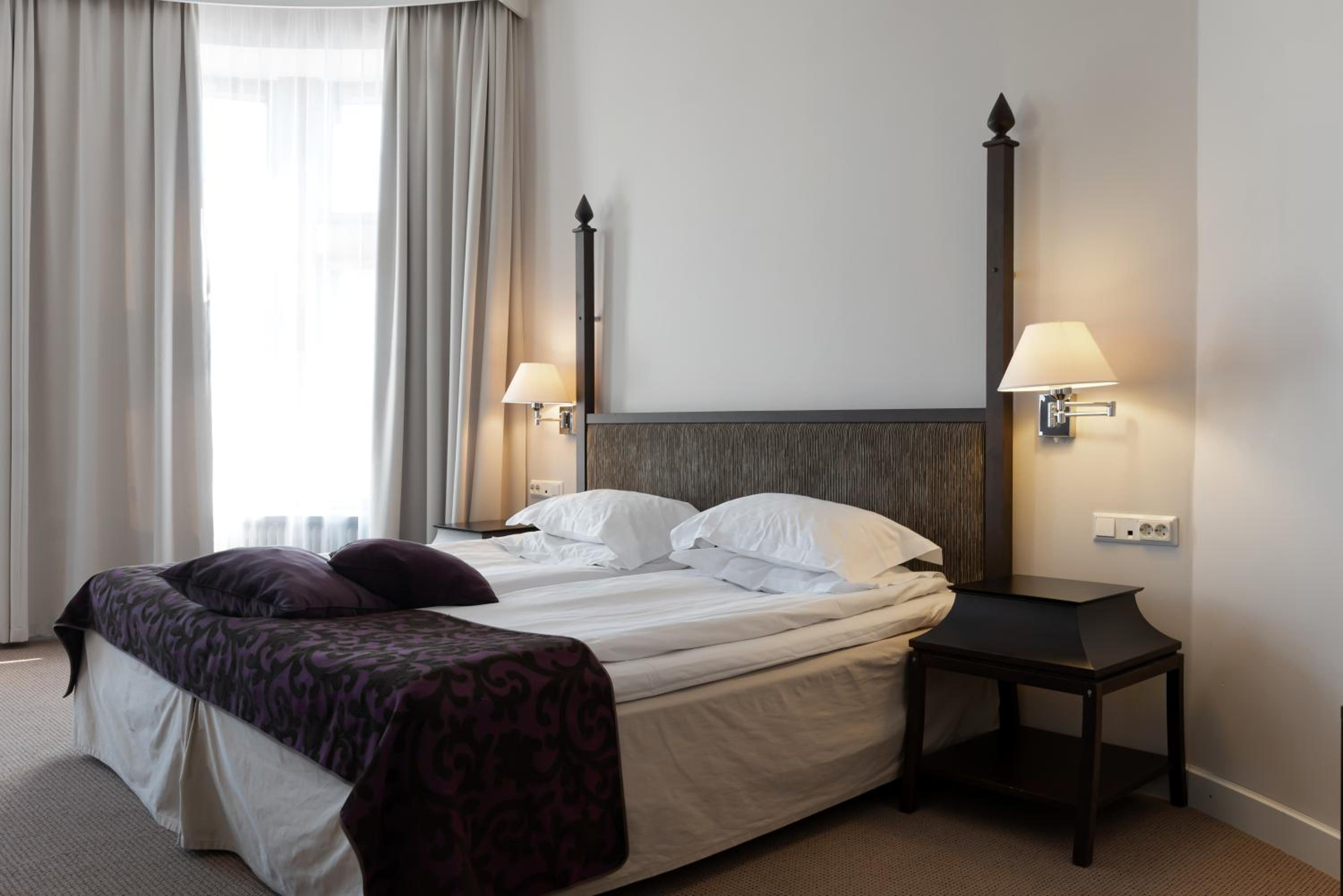 Suite - Photo 3