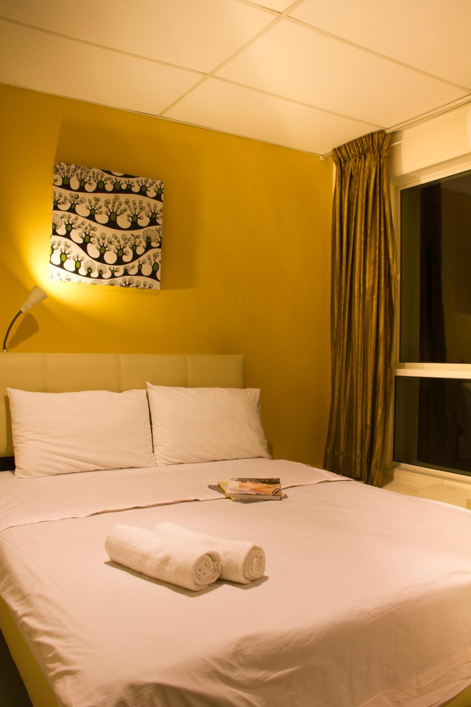 Deluxe Queen Room