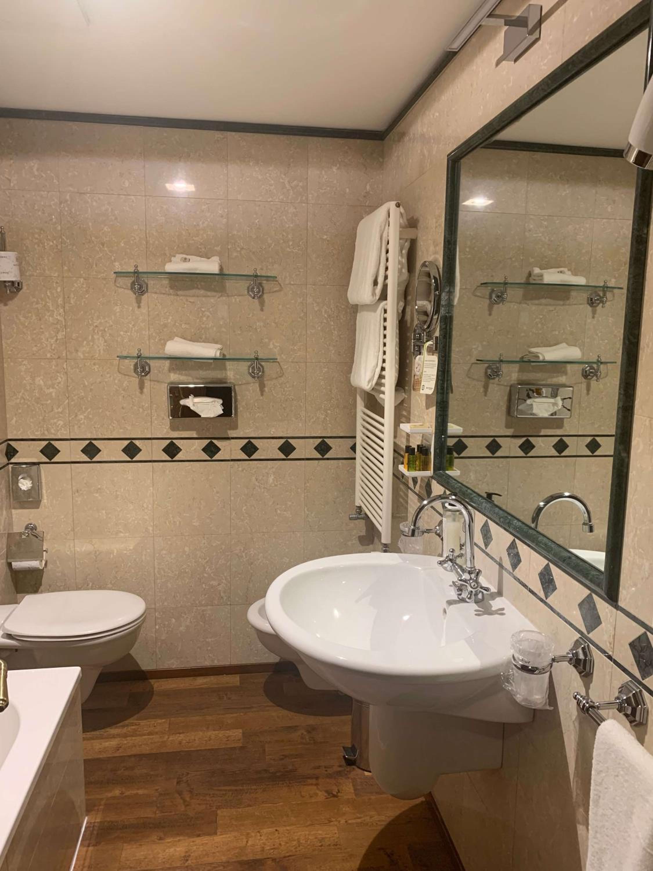 Executive King Room