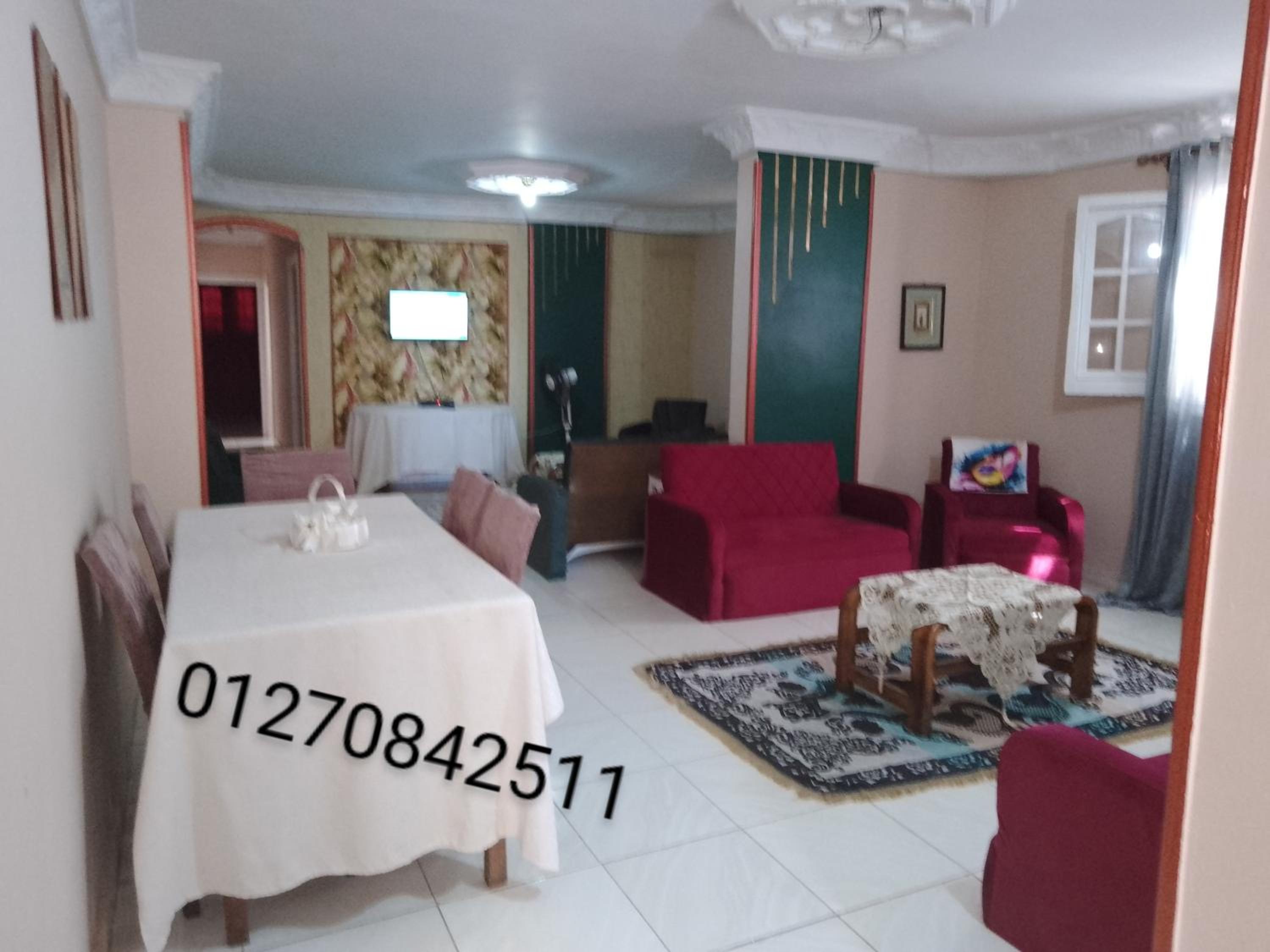 Two-Bedroom Apartment - Photo 2
