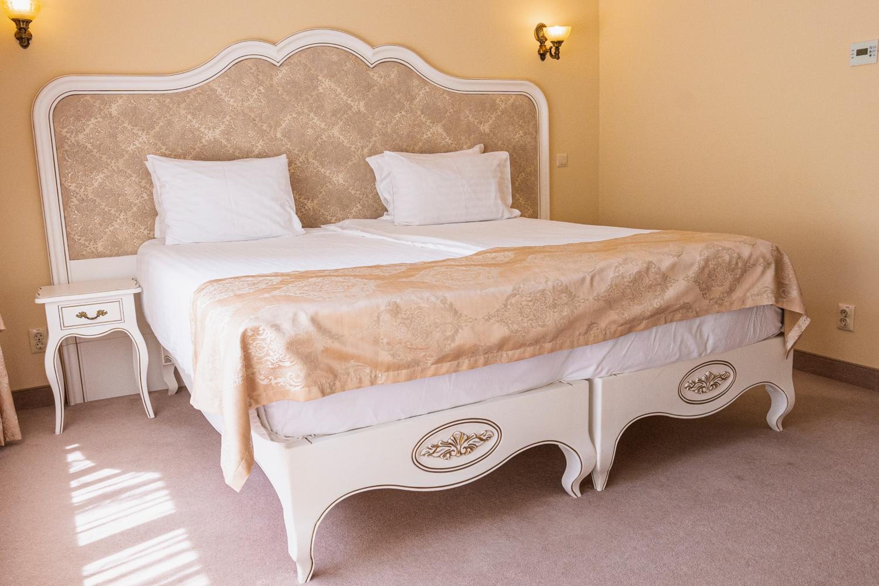 Premium Queen Room with SPA  photo 3