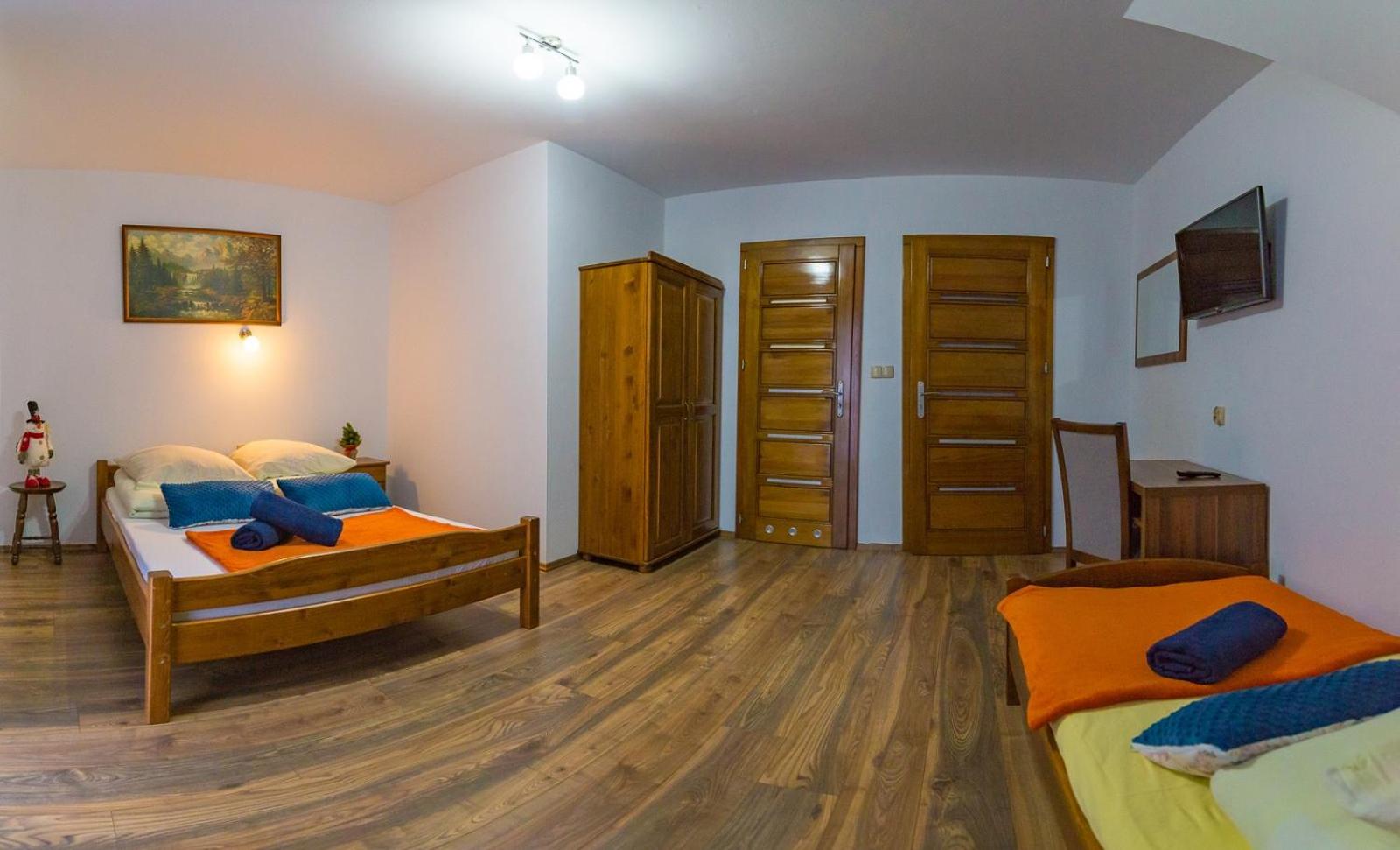 Triple Room with Balcony photo 3