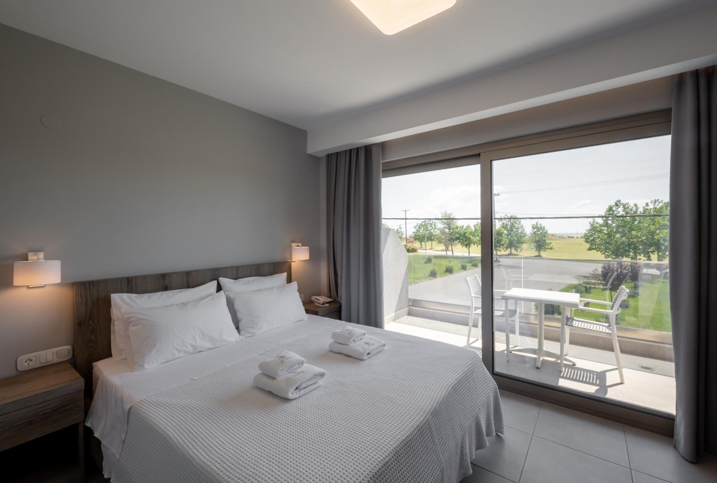 Double Room with Balcony and Sea View photo 1