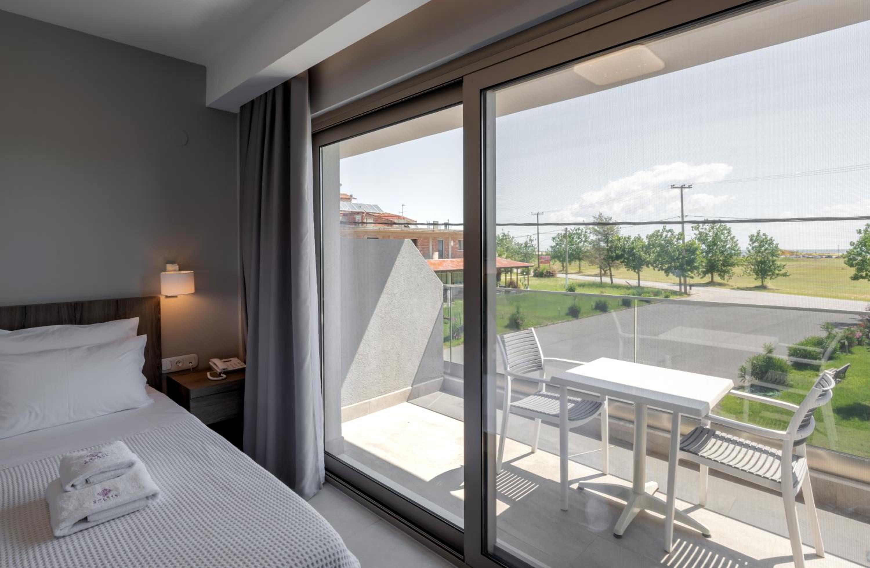 Double Room with Balcony and Sea View photo 2