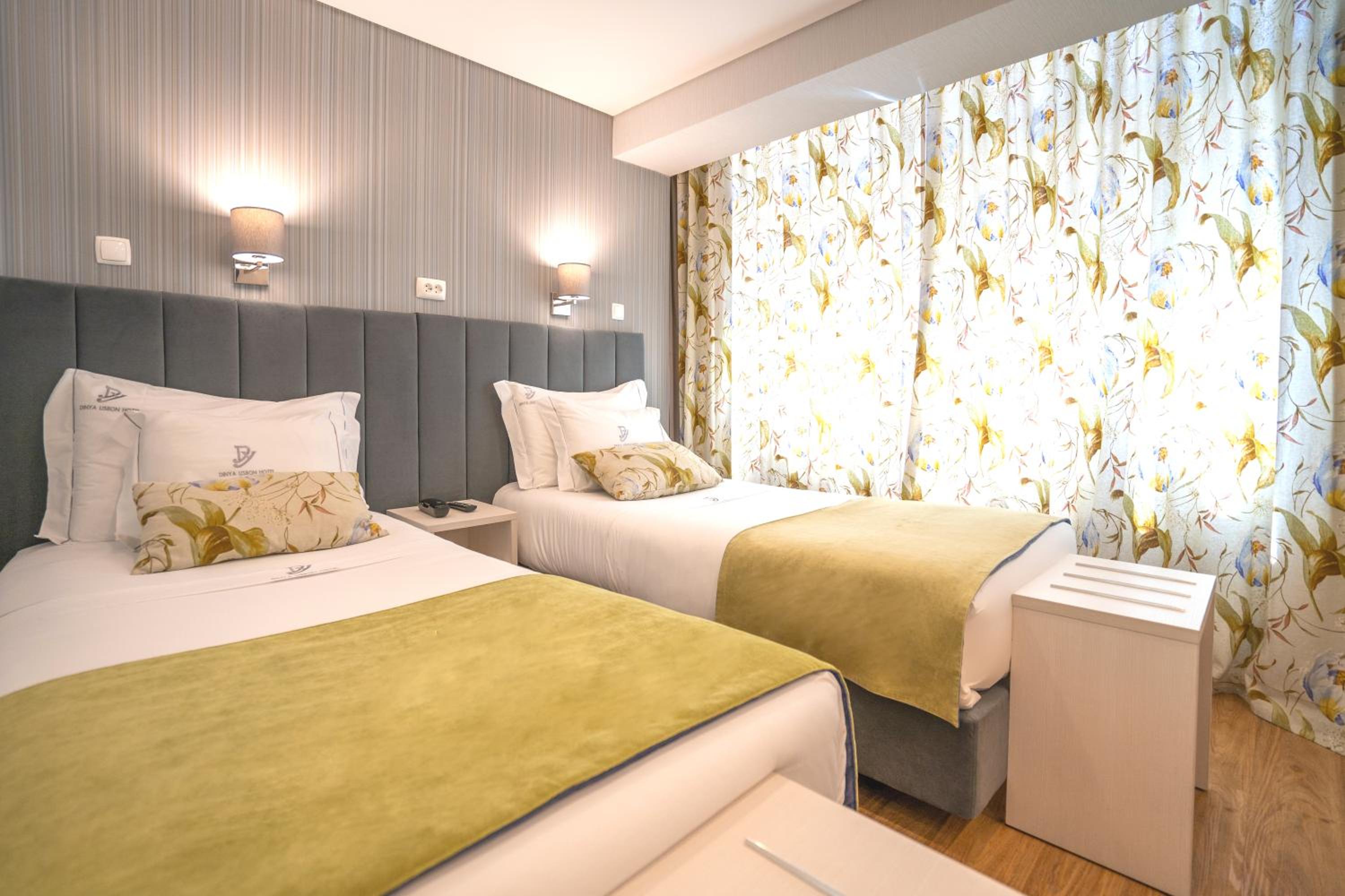 Double or Twin Room - Photo 2