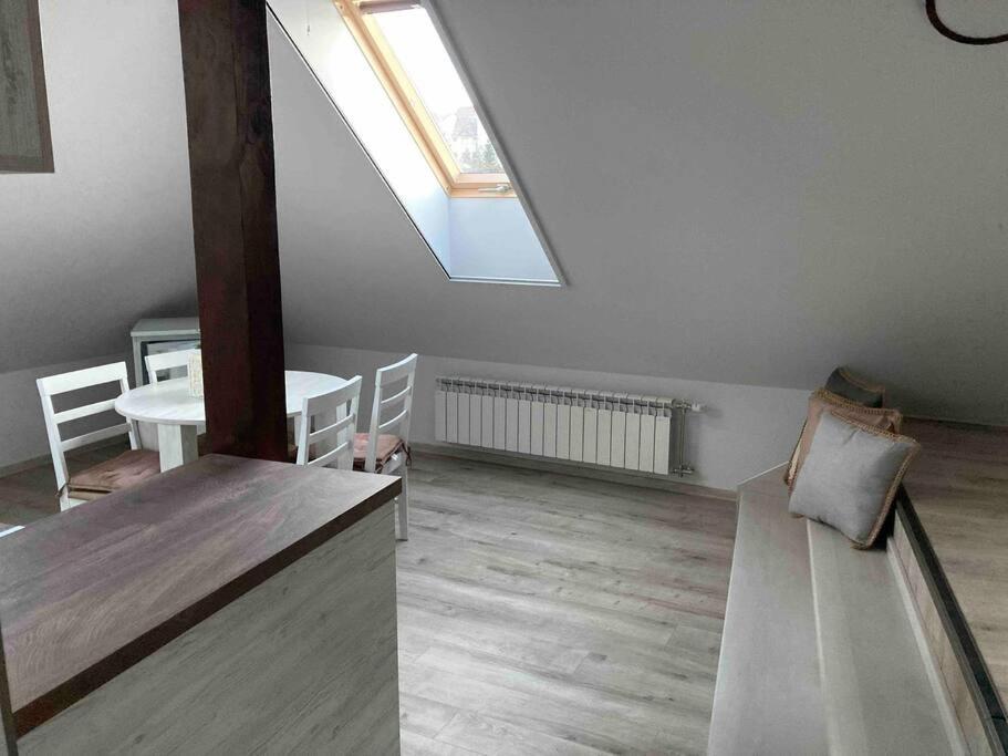 One-Bedroom Apartment - Photo 16