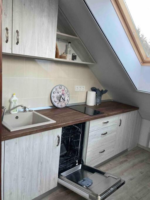 One-Bedroom Apartment - Photo 8