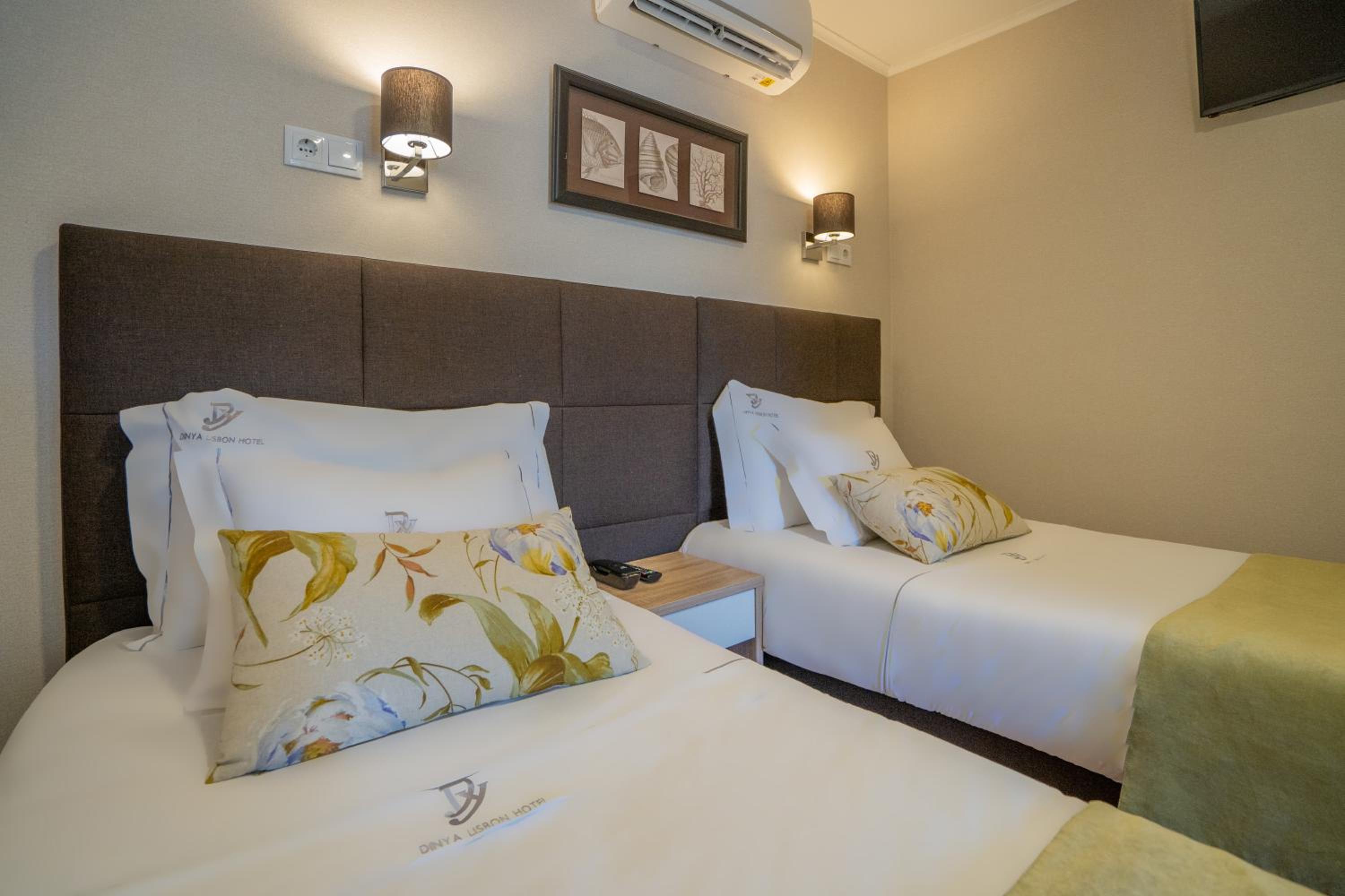 Double or Twin Room - Photo 14