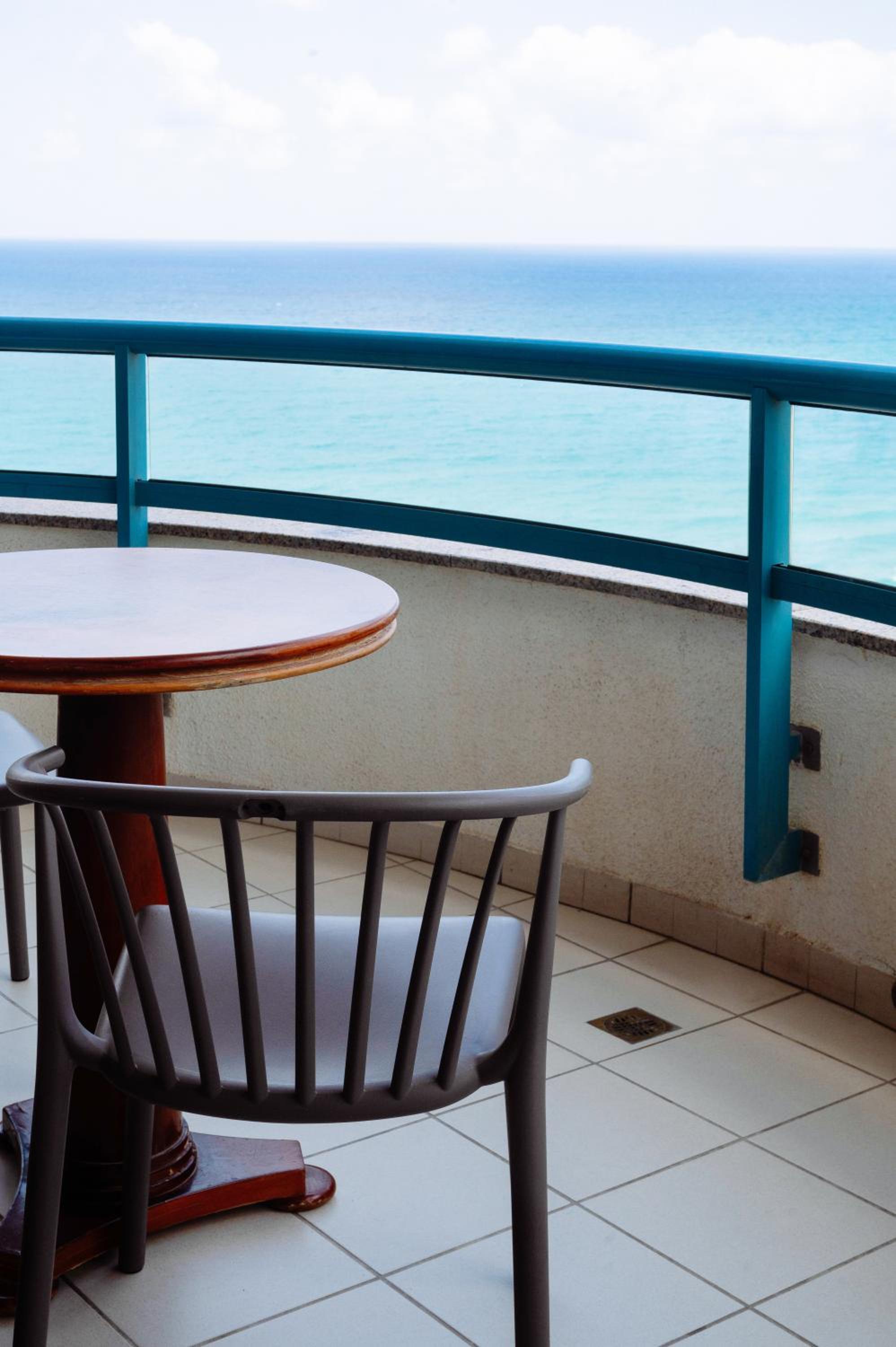 King Suite with Balcony photo 3
