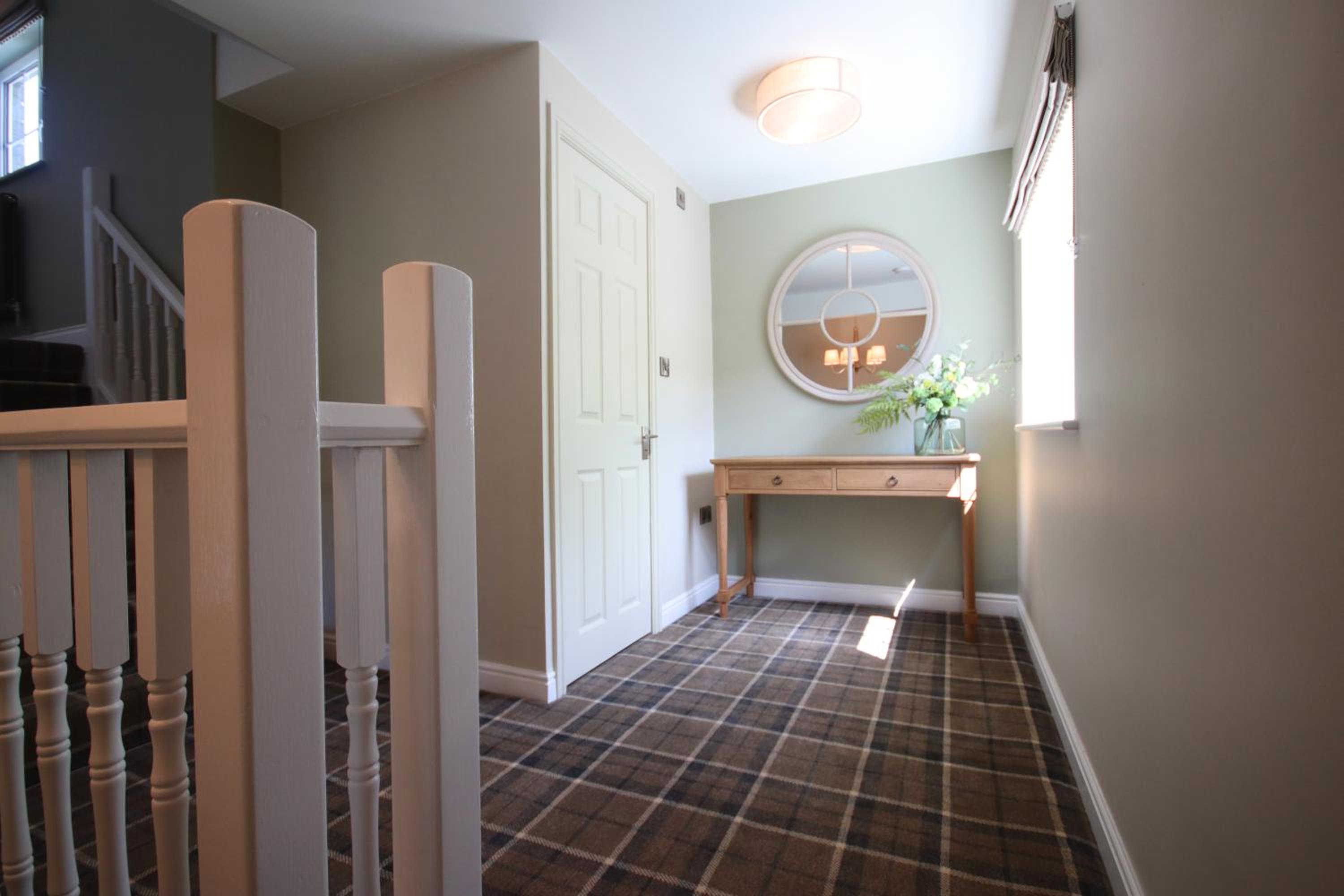 Deluxe King Room - Photo 6