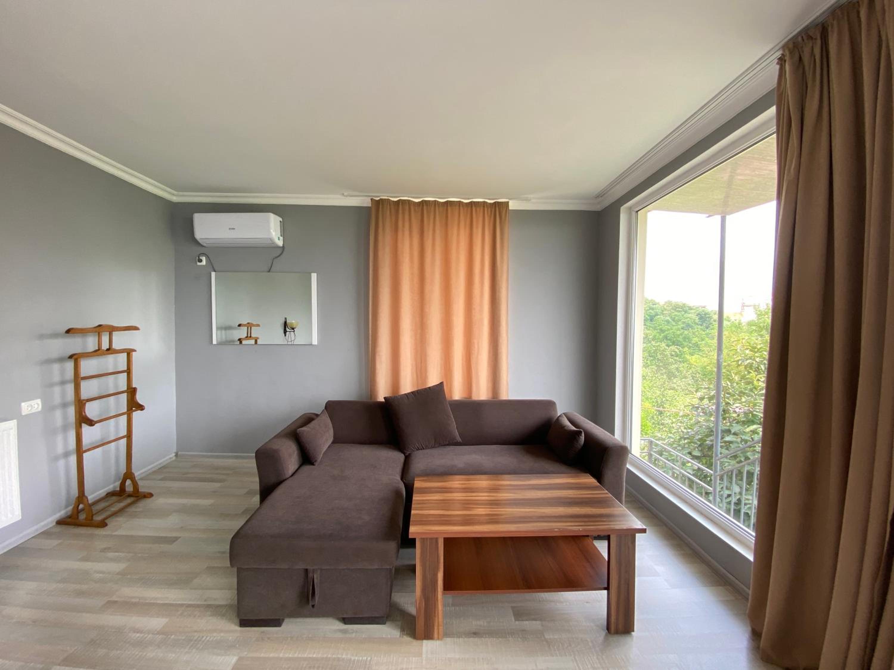 Deluxe Double Room with Balcony - Photo 15