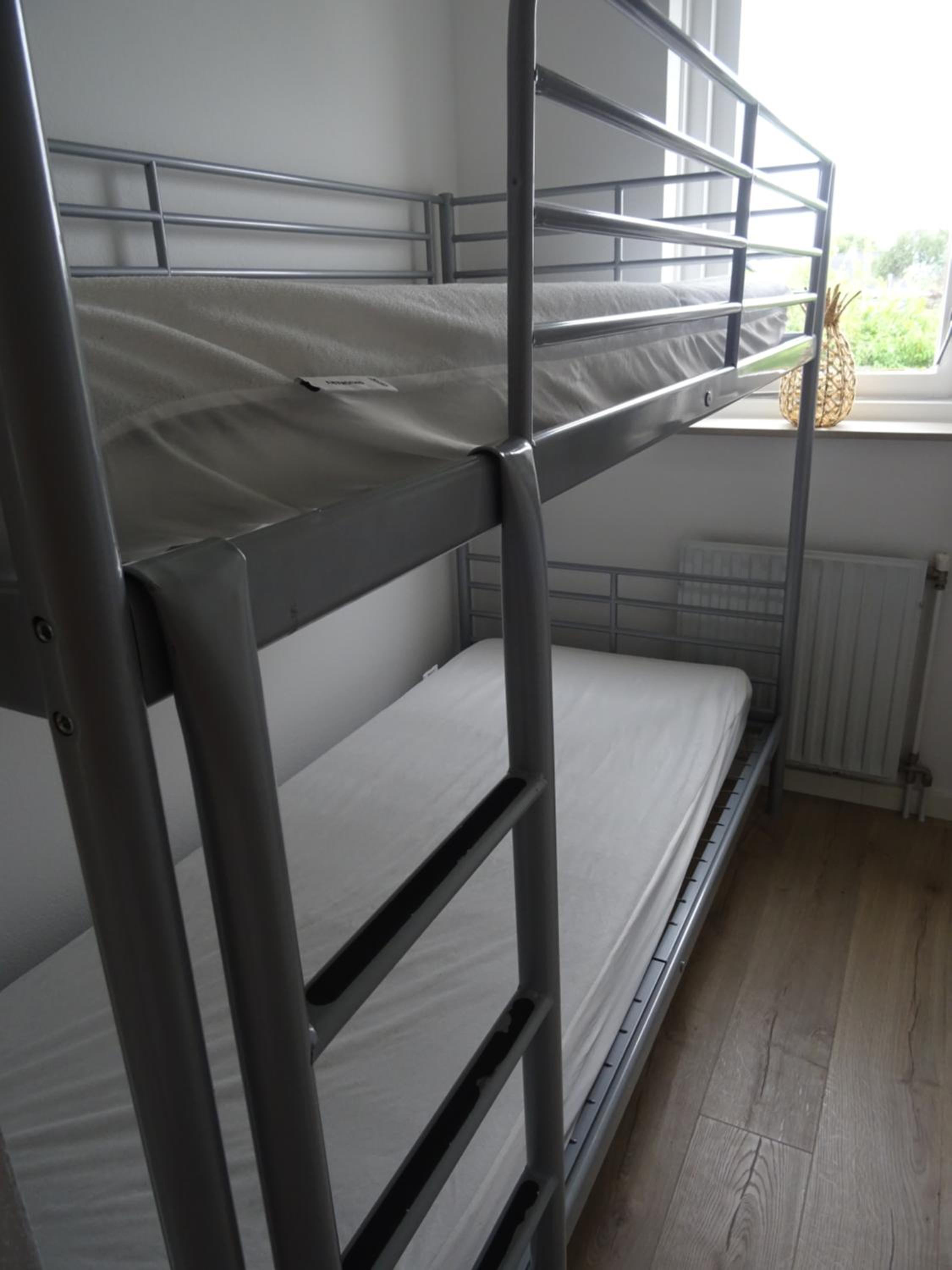 Three-Bedroom House photo 2