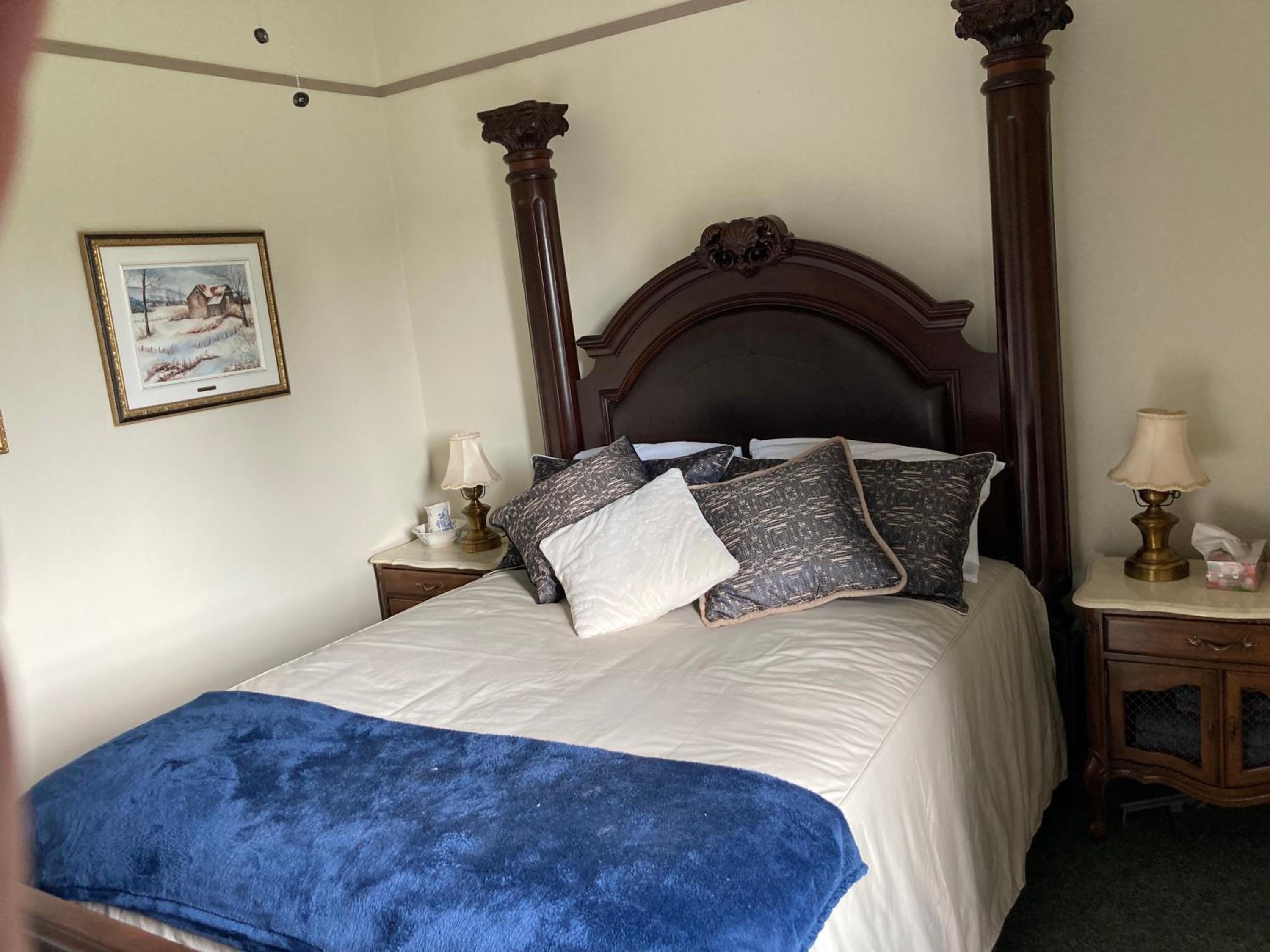 Standard Queen Room - Photo 4