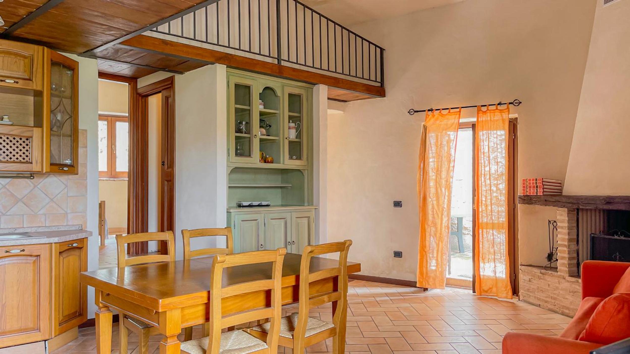 Superior Apartment with Balcony - Photo 25