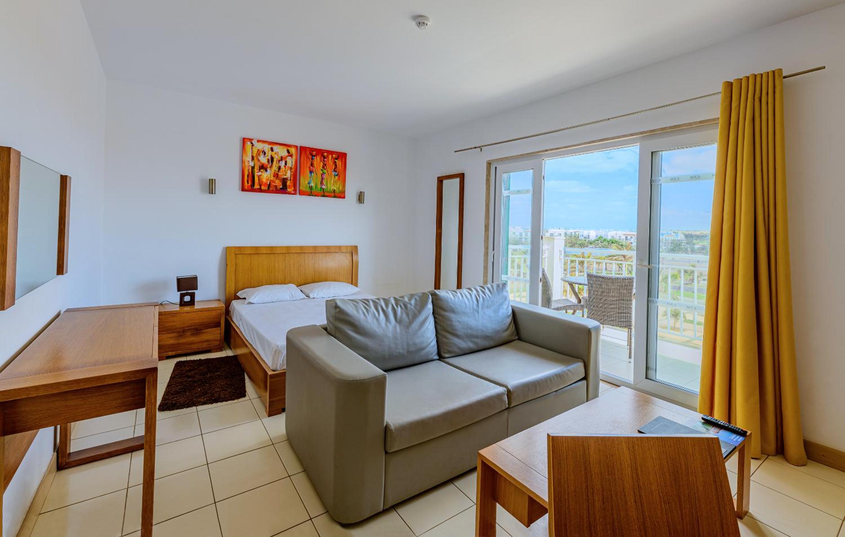 Superior Studio (2 Adults + 1 Child)