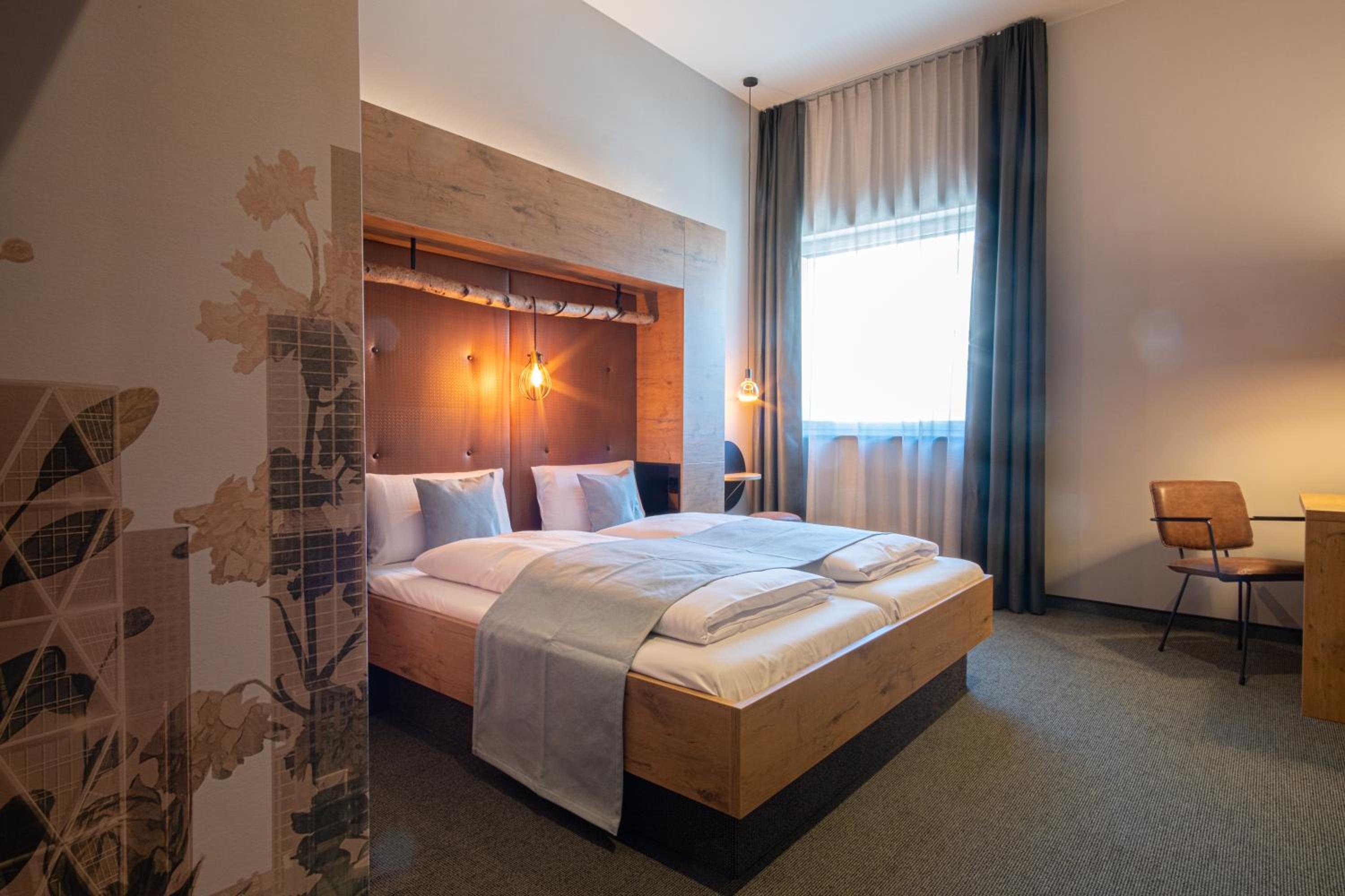 Budget Double Room - Photo 1