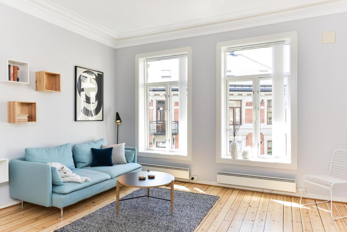 One-Bedroom Apartment For Two