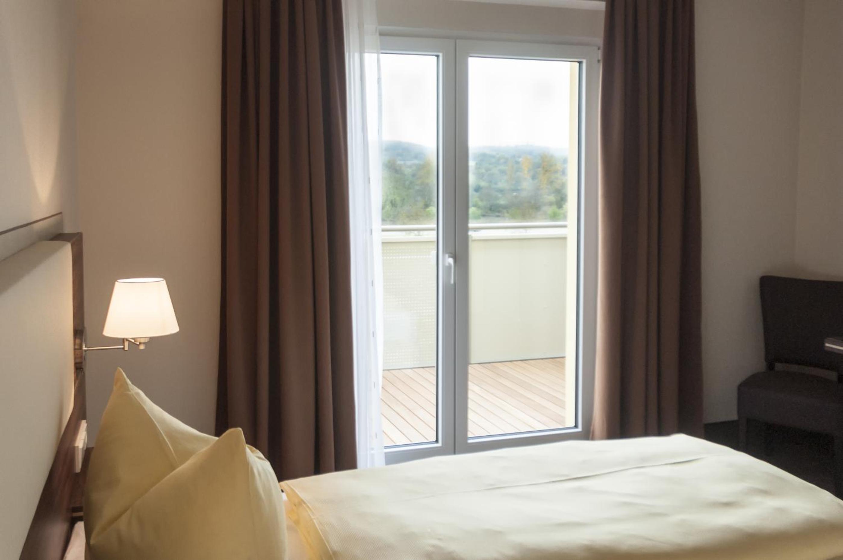 Single Room with Balcony photo 2