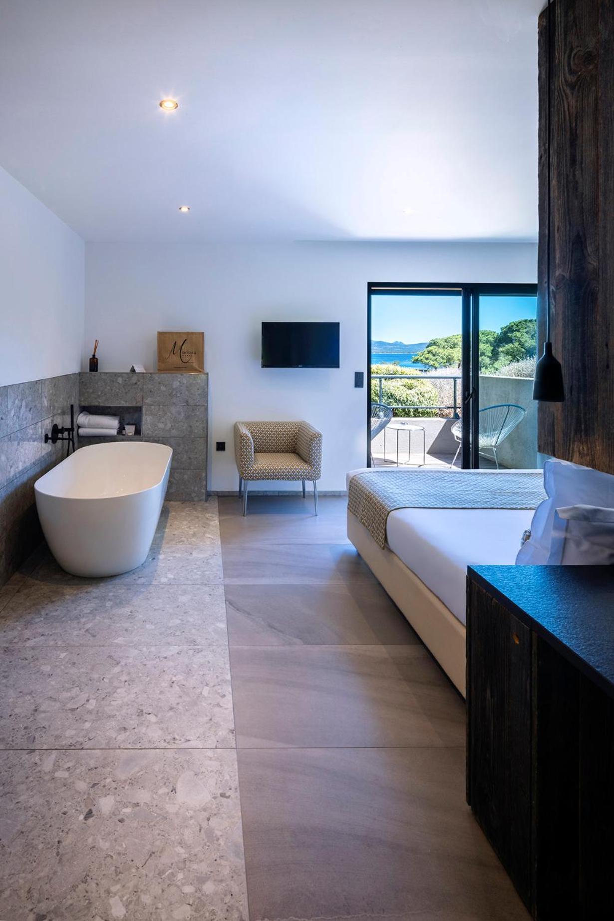 Double Room Sea Side - Photo 5