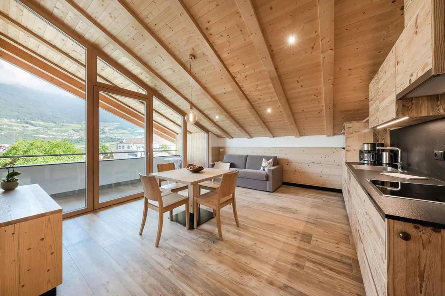 Superior One-Bedroom Apartment with Balcony photo 1