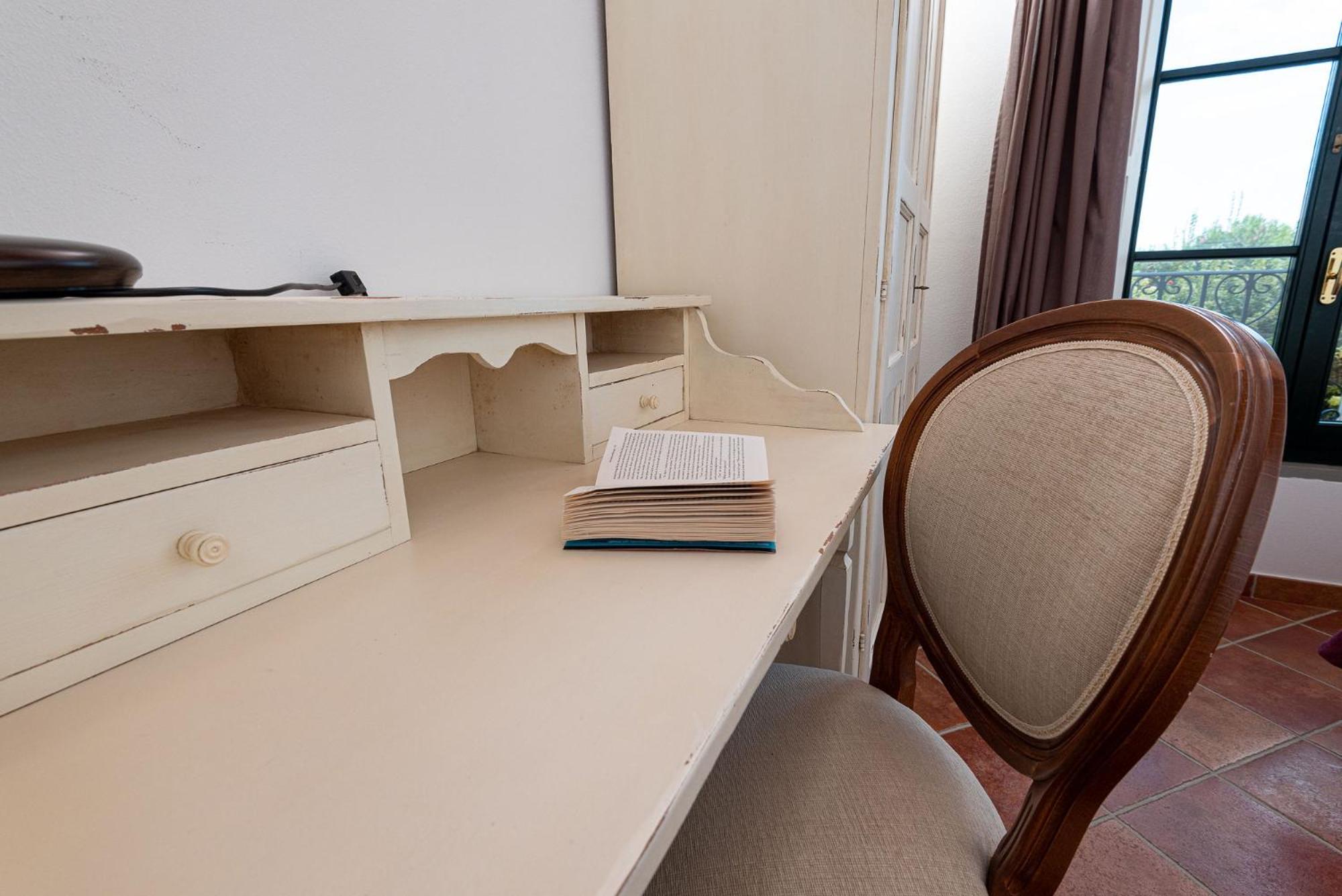 Superior Double Room - Photo 2