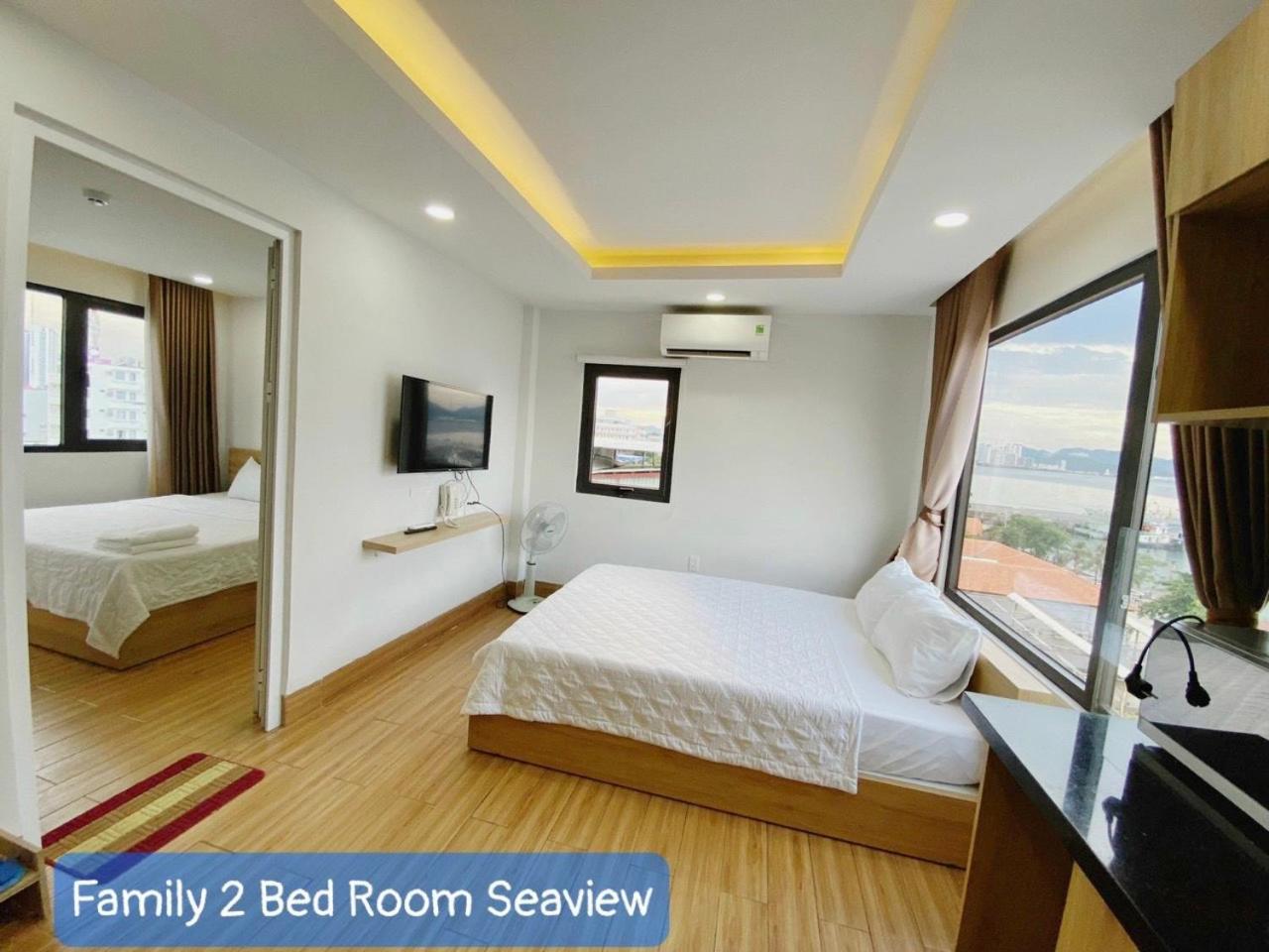 Family Room with Sea View - Photo 2