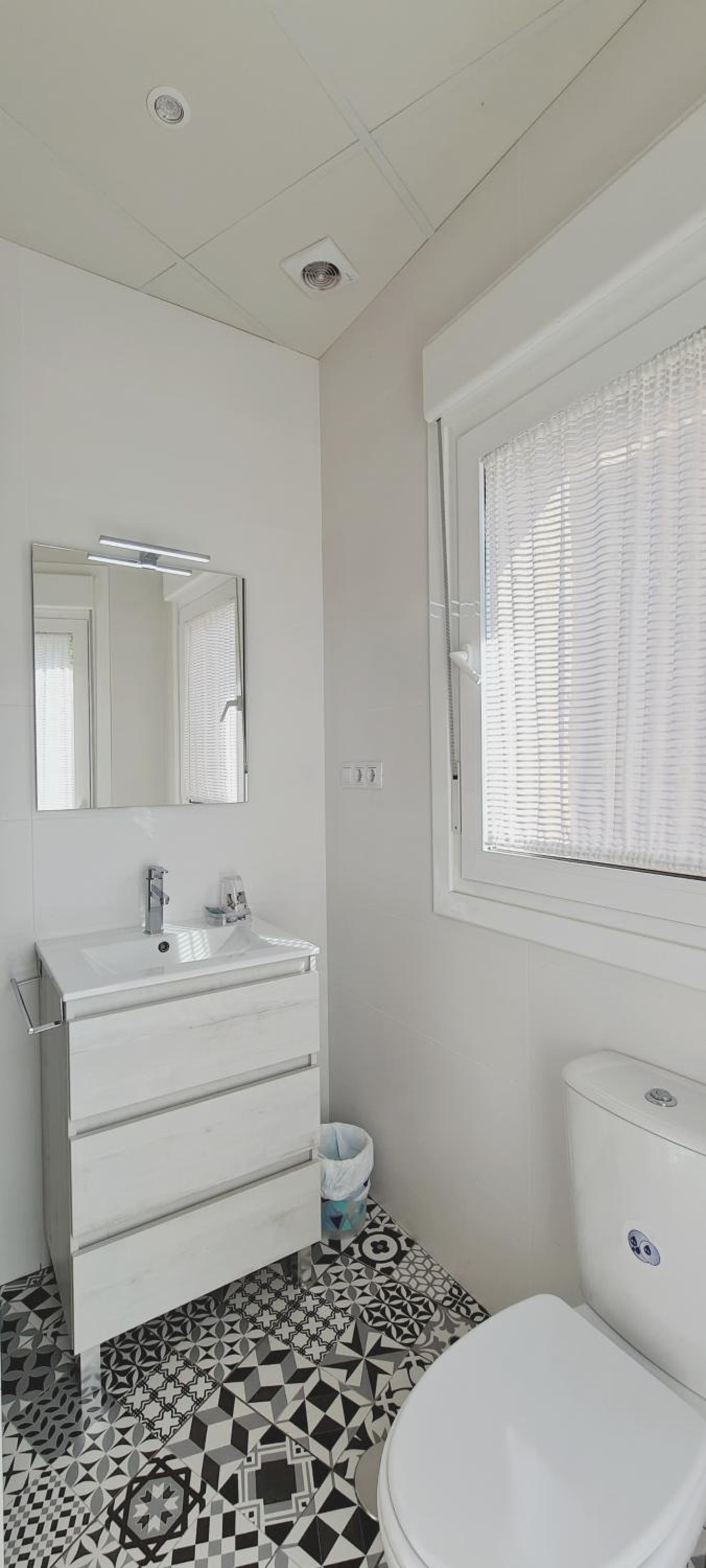 Two-Bedroom Apartment - Photo 9