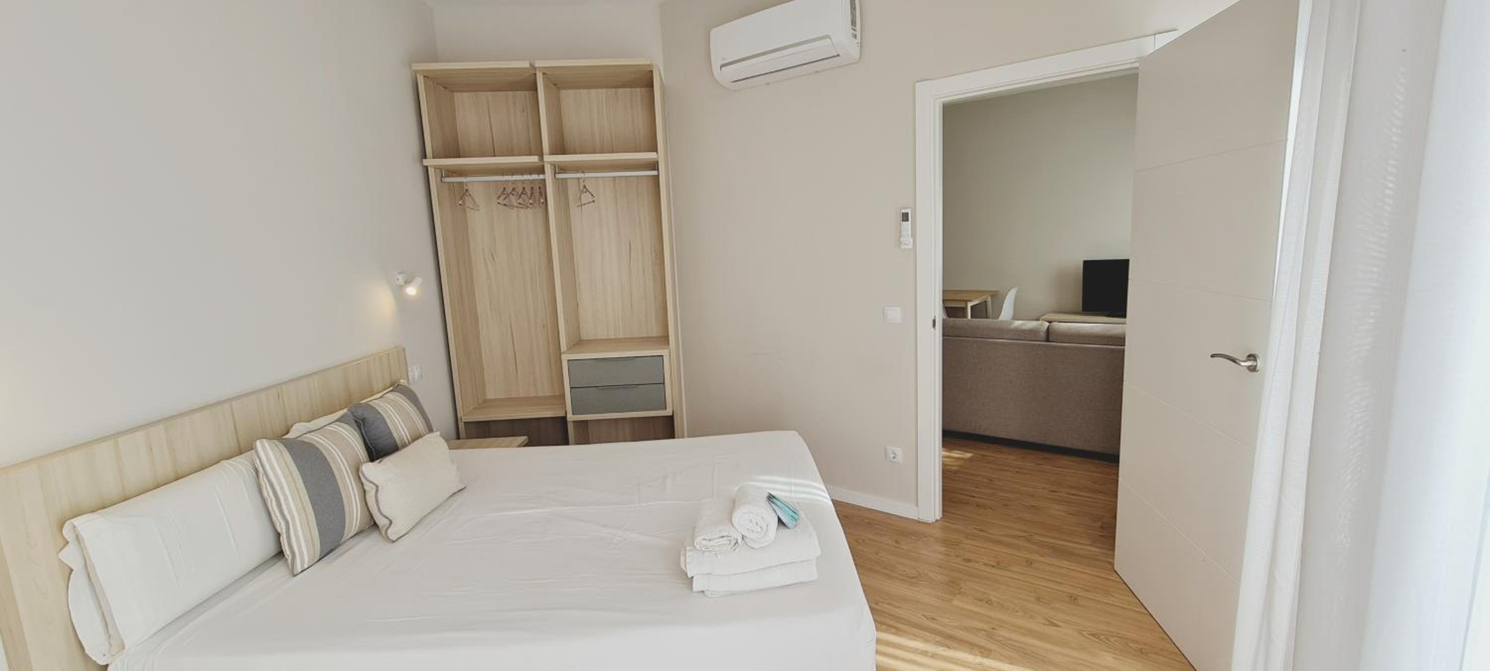 One-Bedroom Apartment - Photo 13