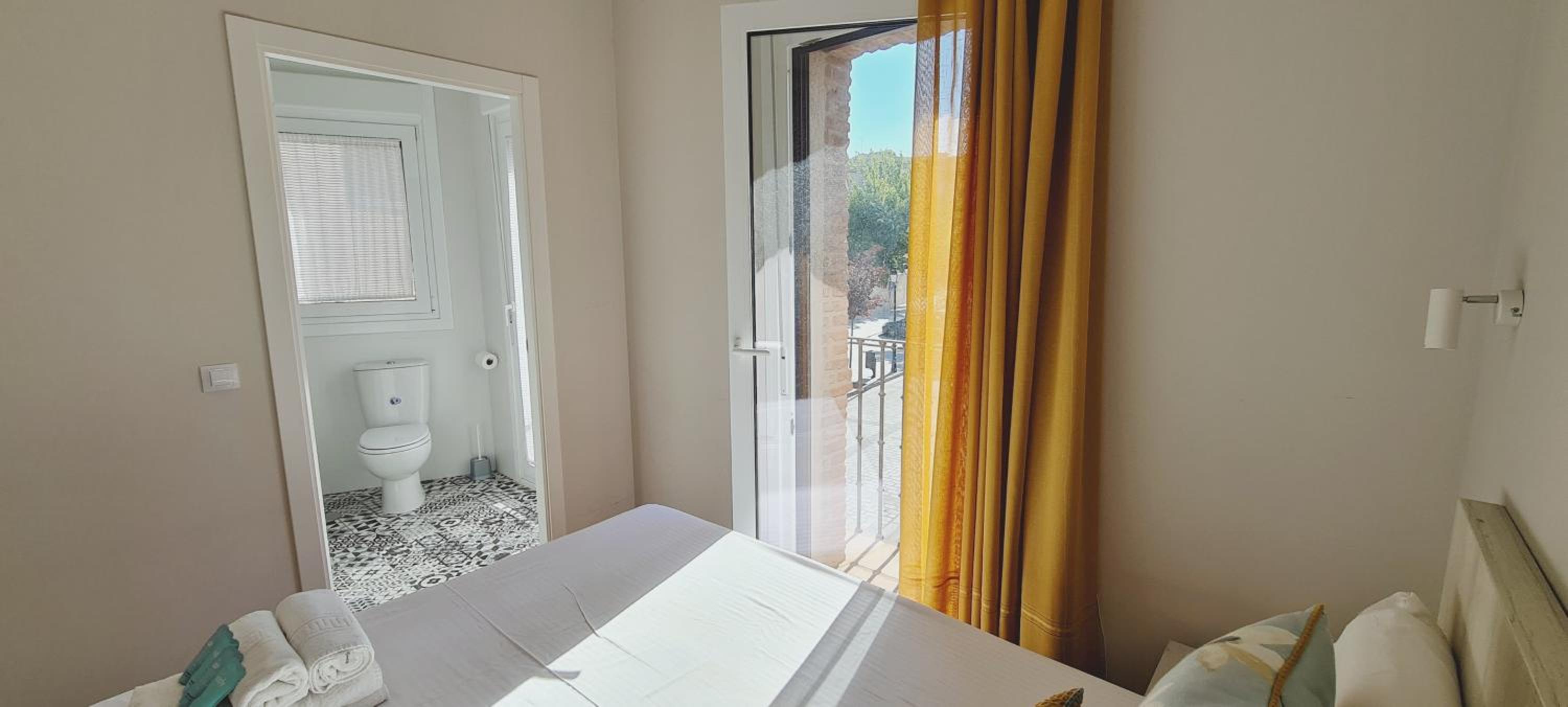 Two-Bedroom Apartment - Photo 7