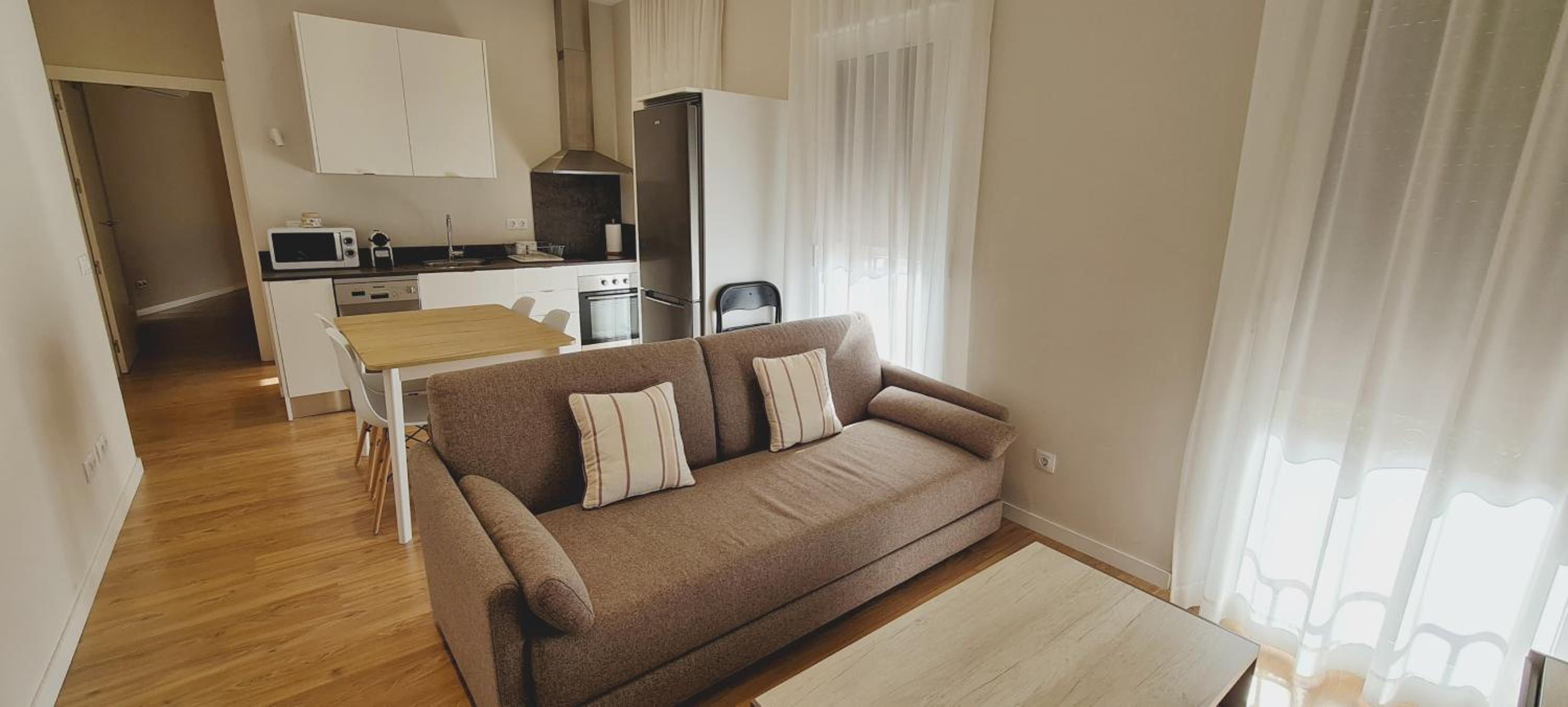 Two-Bedroom Apartment - Photo 24