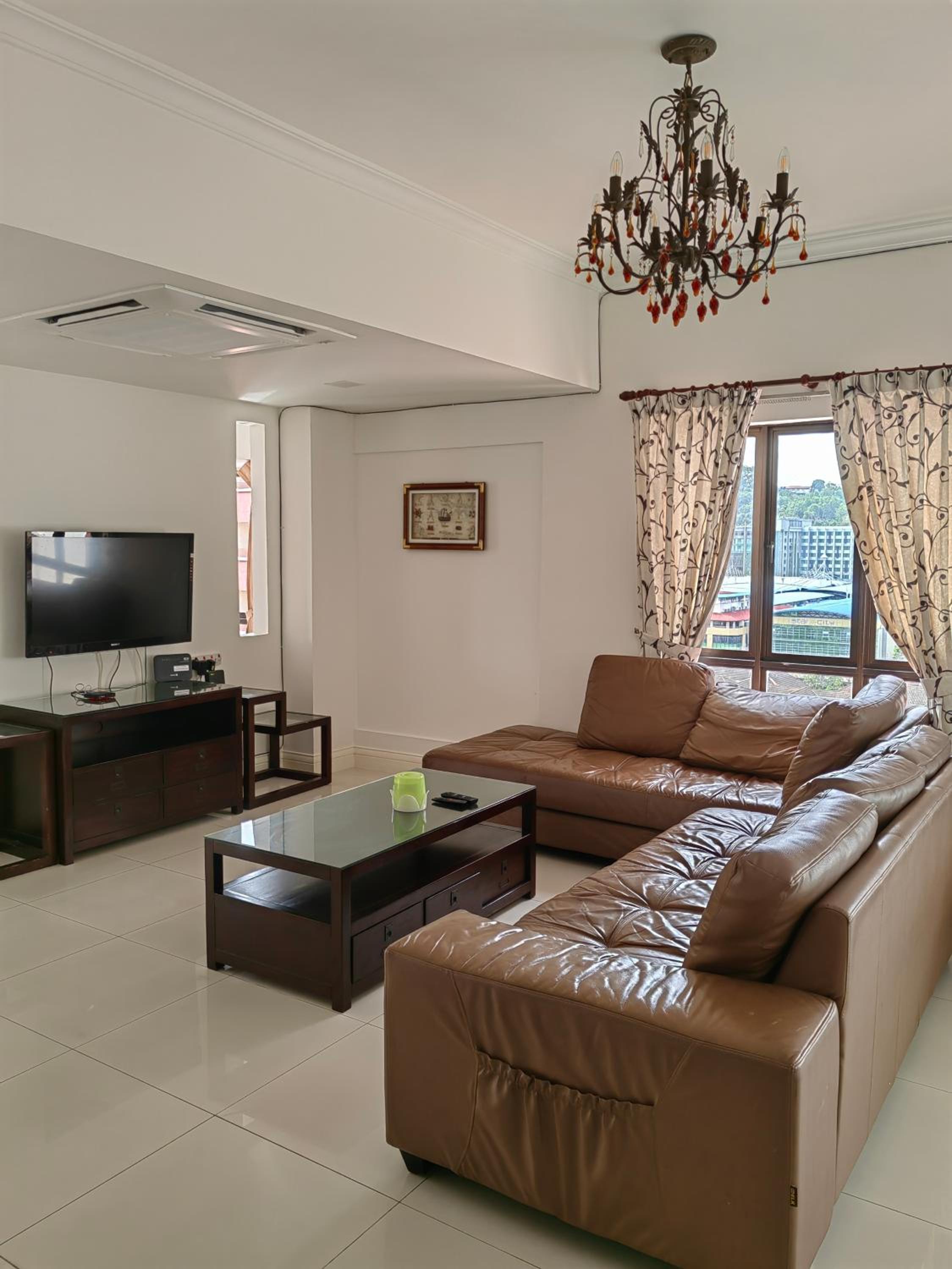 Apartment with Balcony photo 2