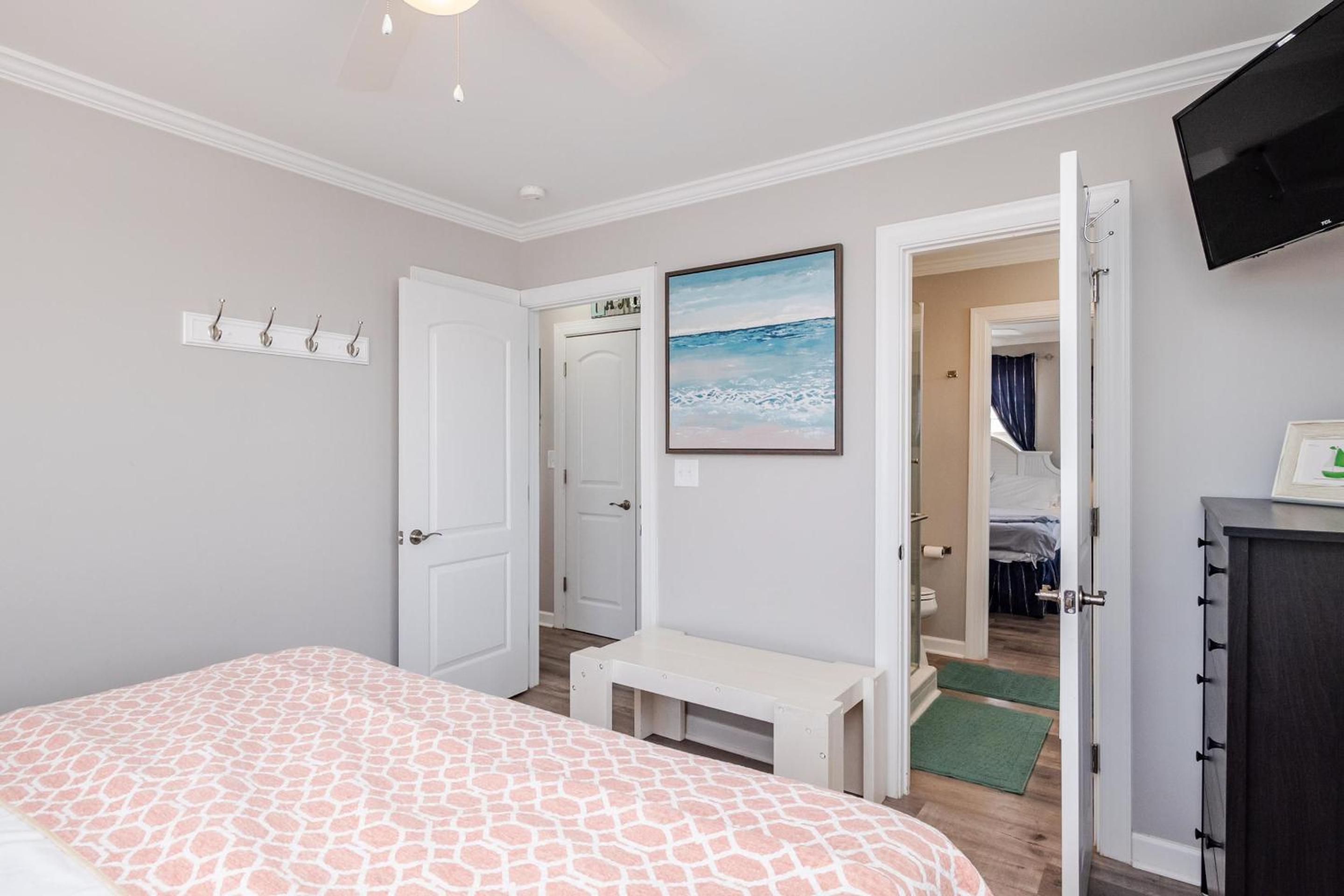 Four-Bedroom House photo 1