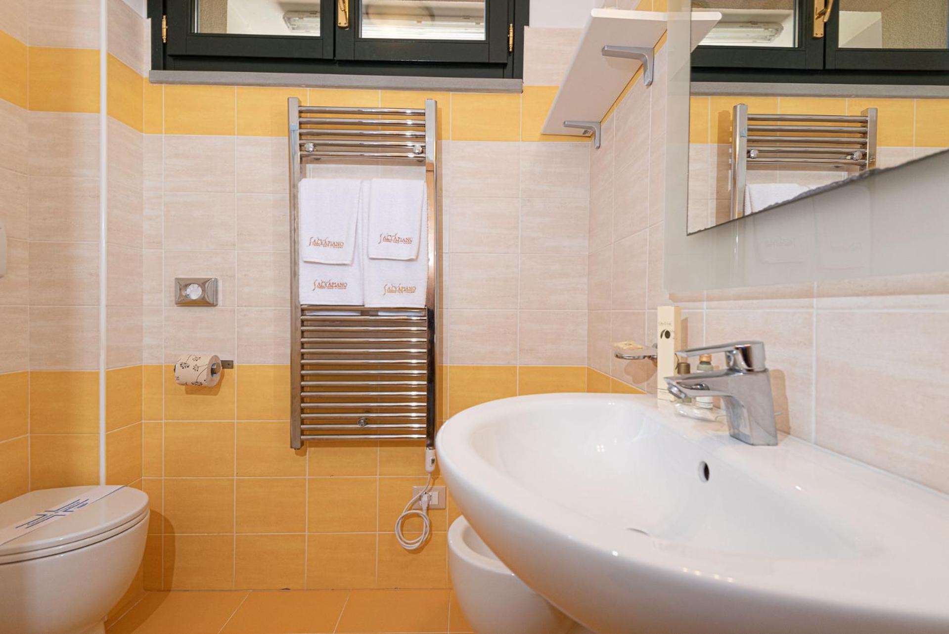 One-Bedroom Apartment (2 Adults+ 1Child) - Photo 10